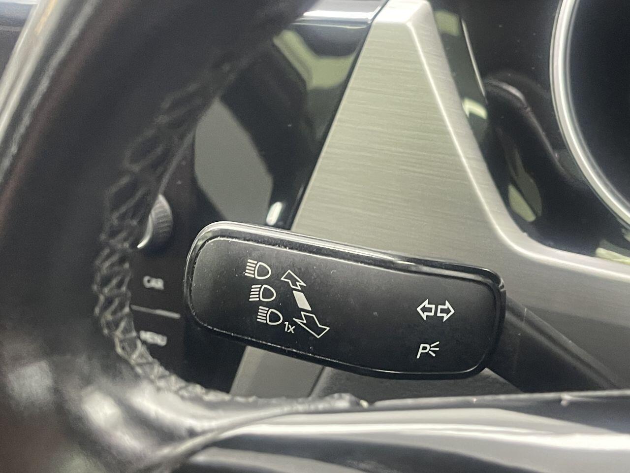 Volkswagen Touran - Image 15