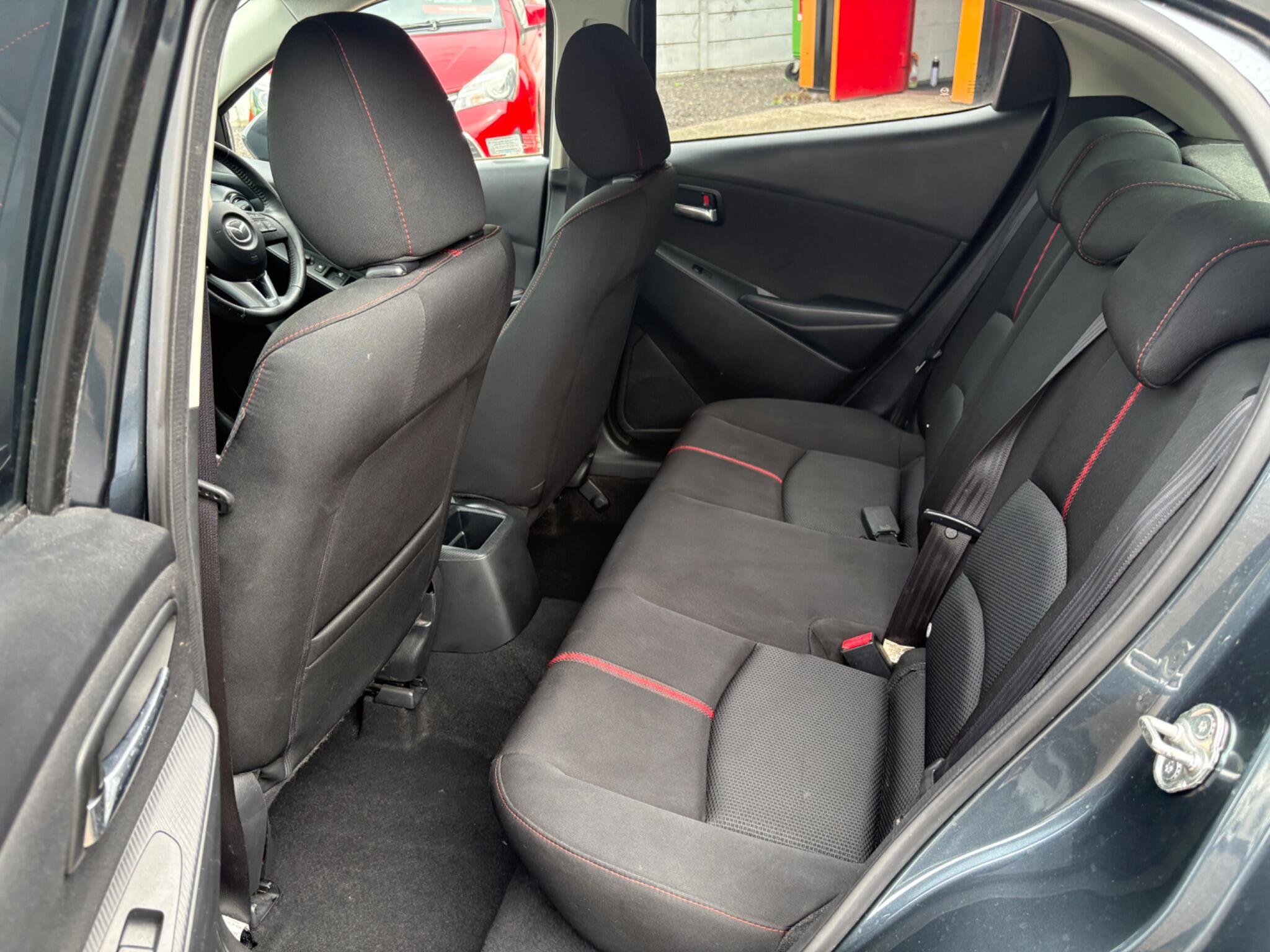 Mazda MAZDA2 - Image 17