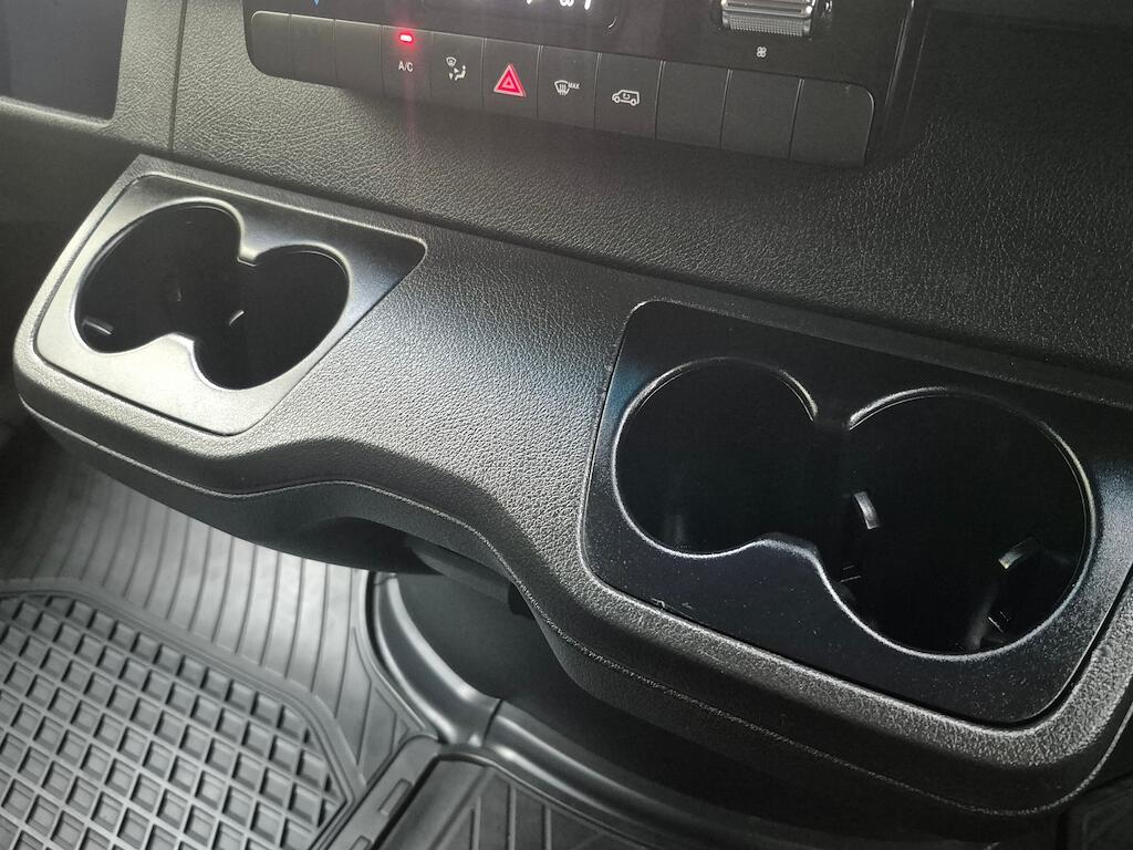 Mercedes Sprinter - Image 16