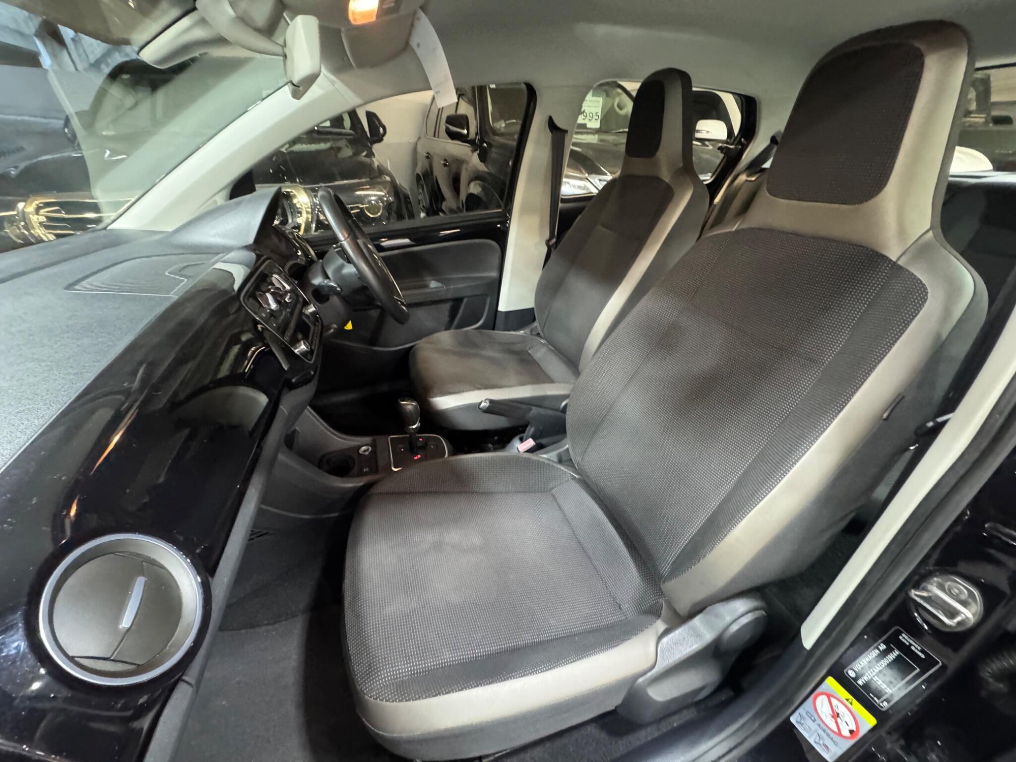 Volkswagen up! - Image 9