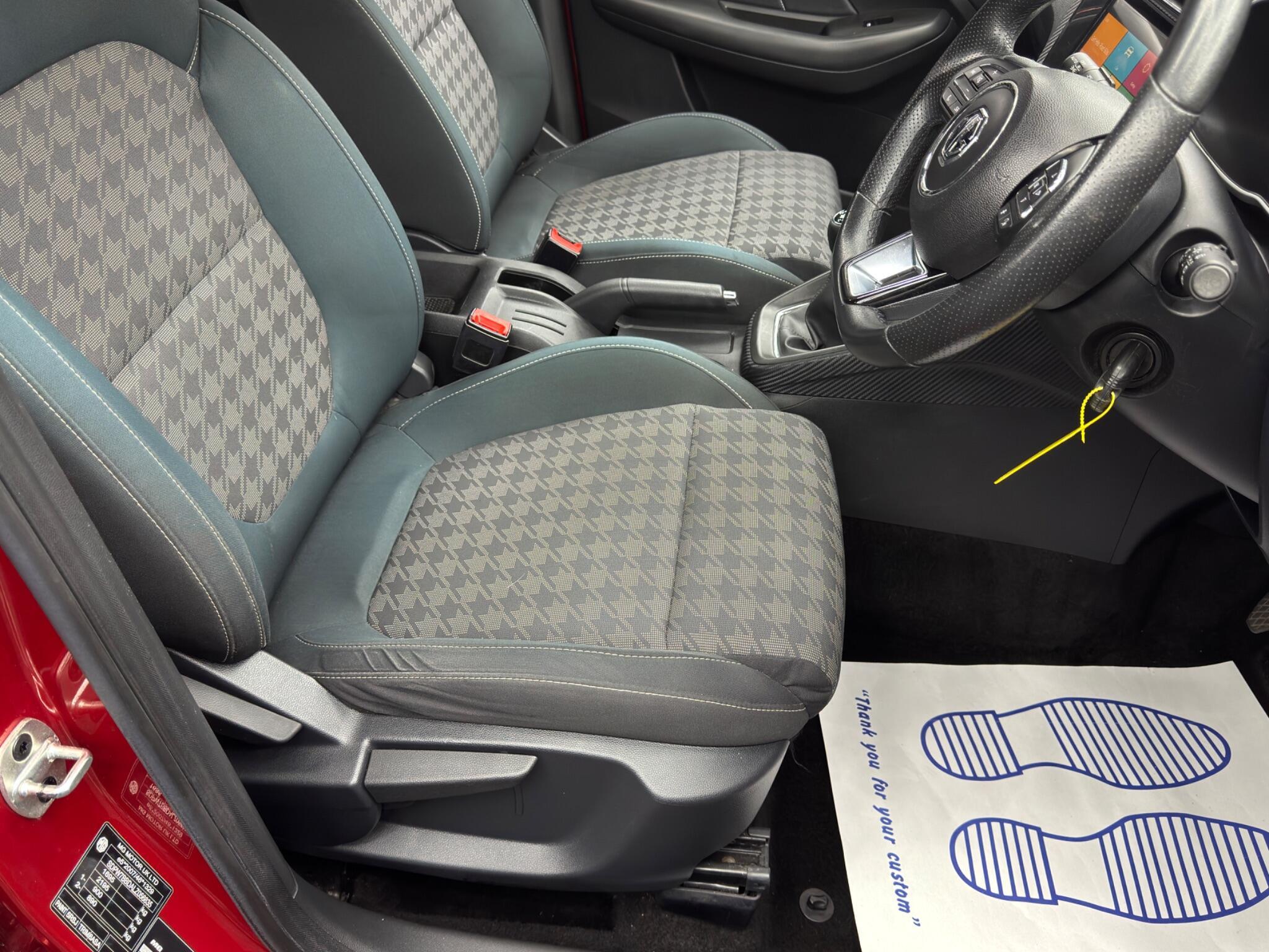 MG MG ZS - Image 13