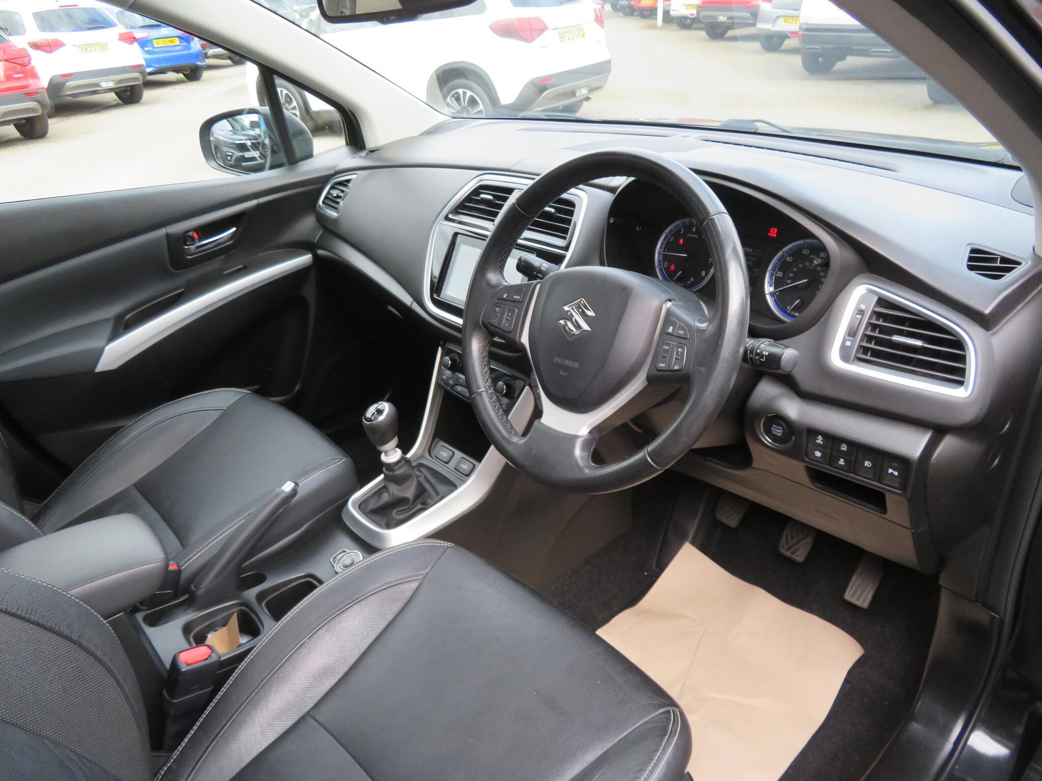 Suzuki SX4 S-Cross - Image 15