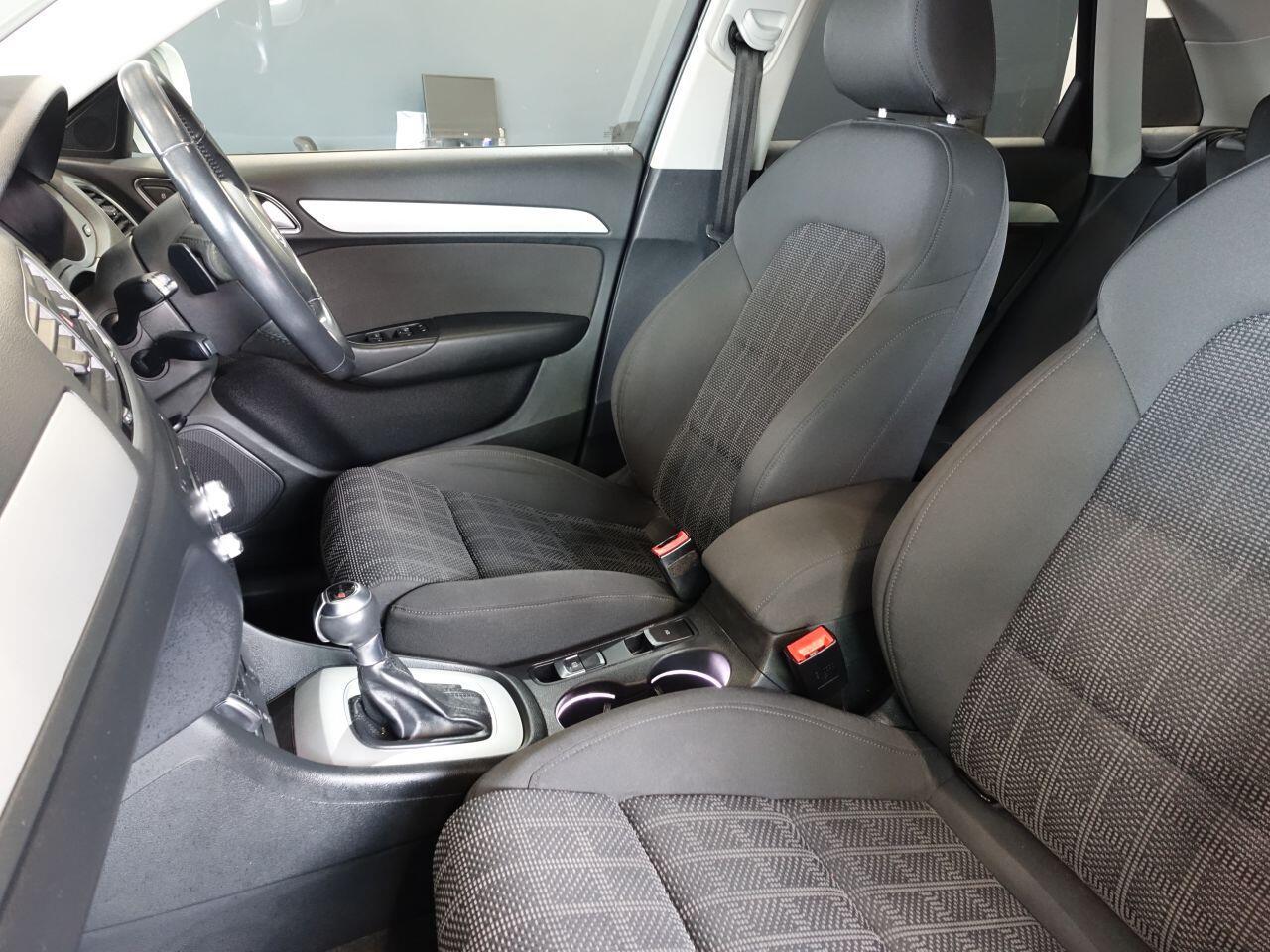 Audi Q3 - Image 12