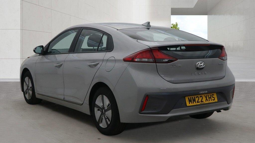 Hyundai Ioniq - Image 6
