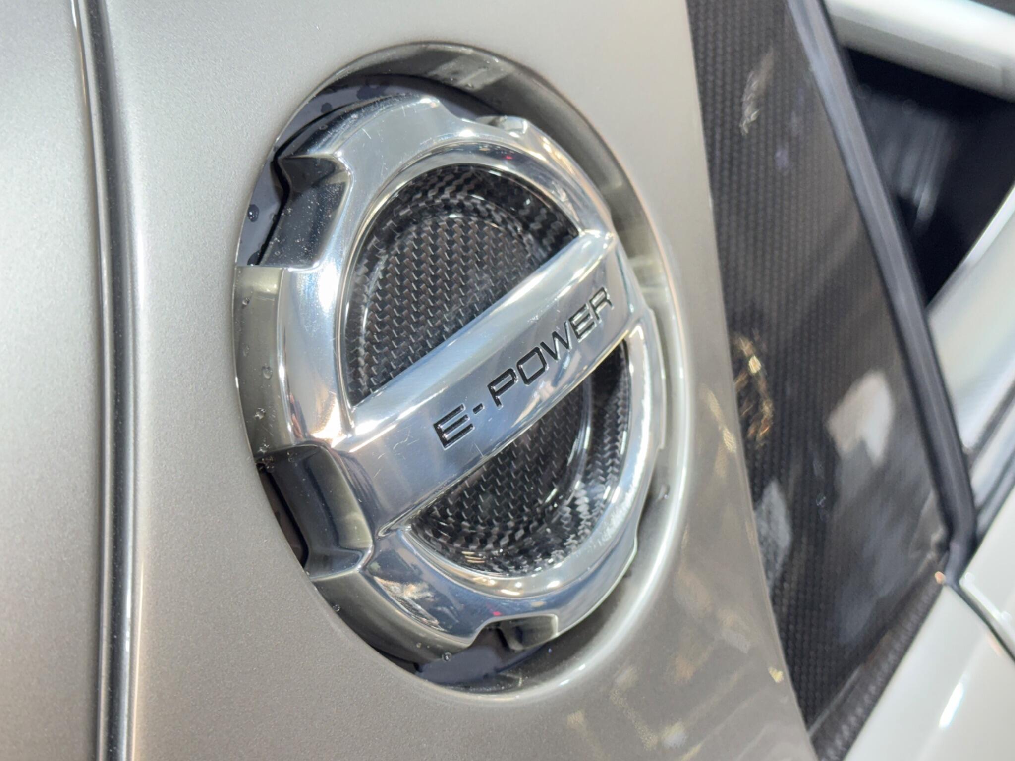 Porsche 918 - Image 17