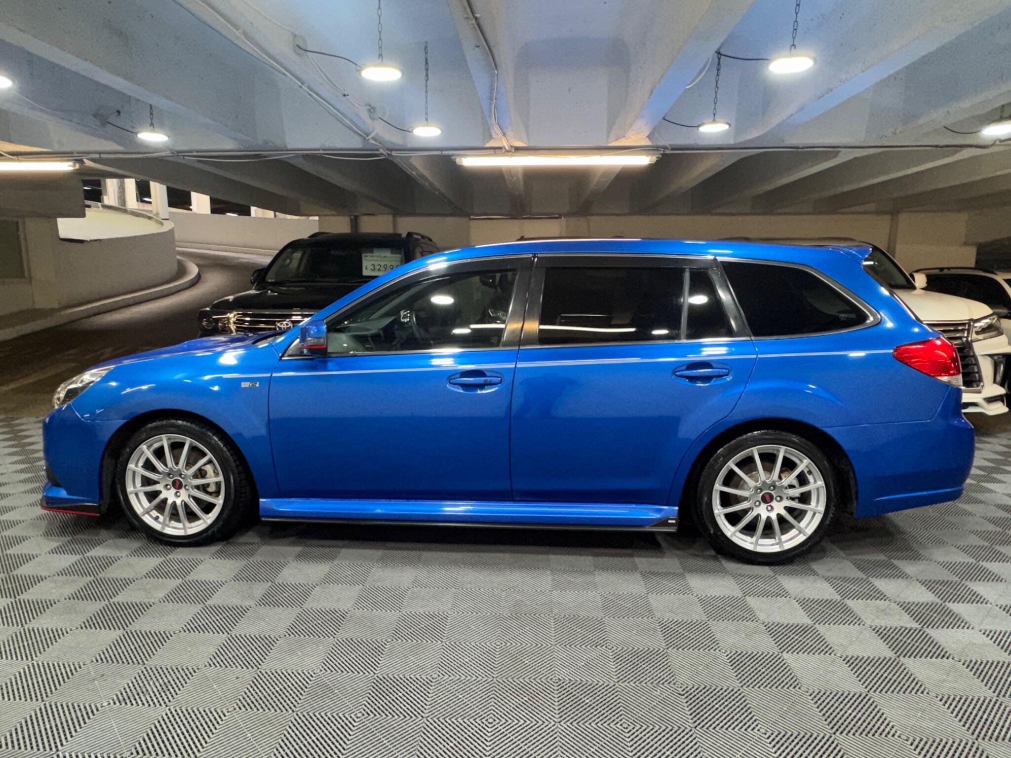 Subaru Legacy - Image 2