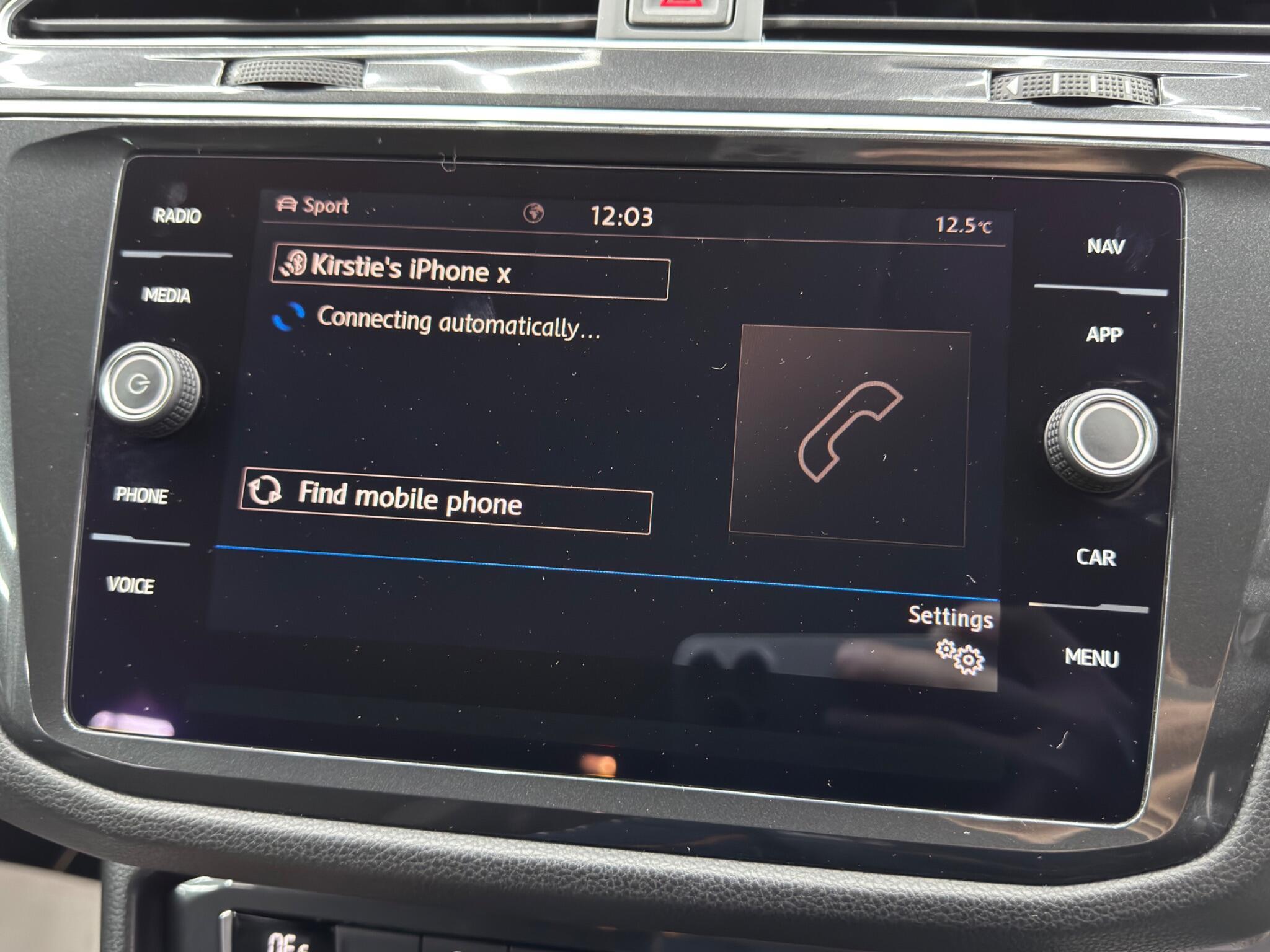 Volkswagen Tiguan - Image 33