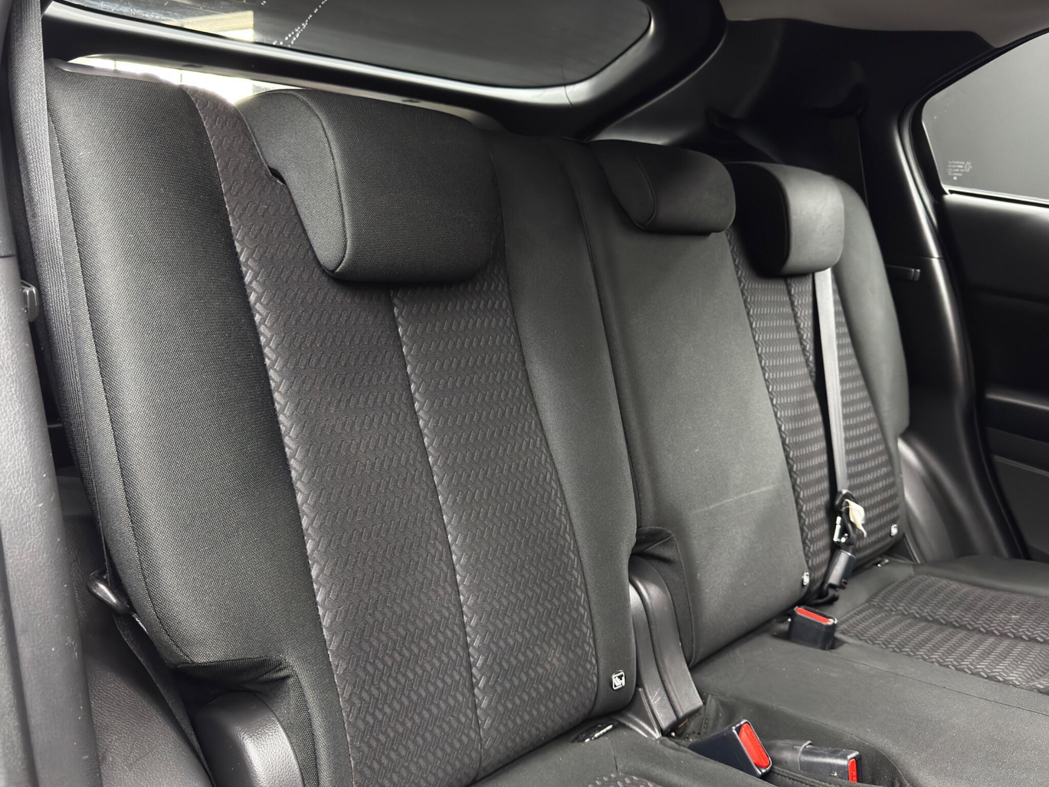 Mitsubishi Eclipse Cross - Image 15