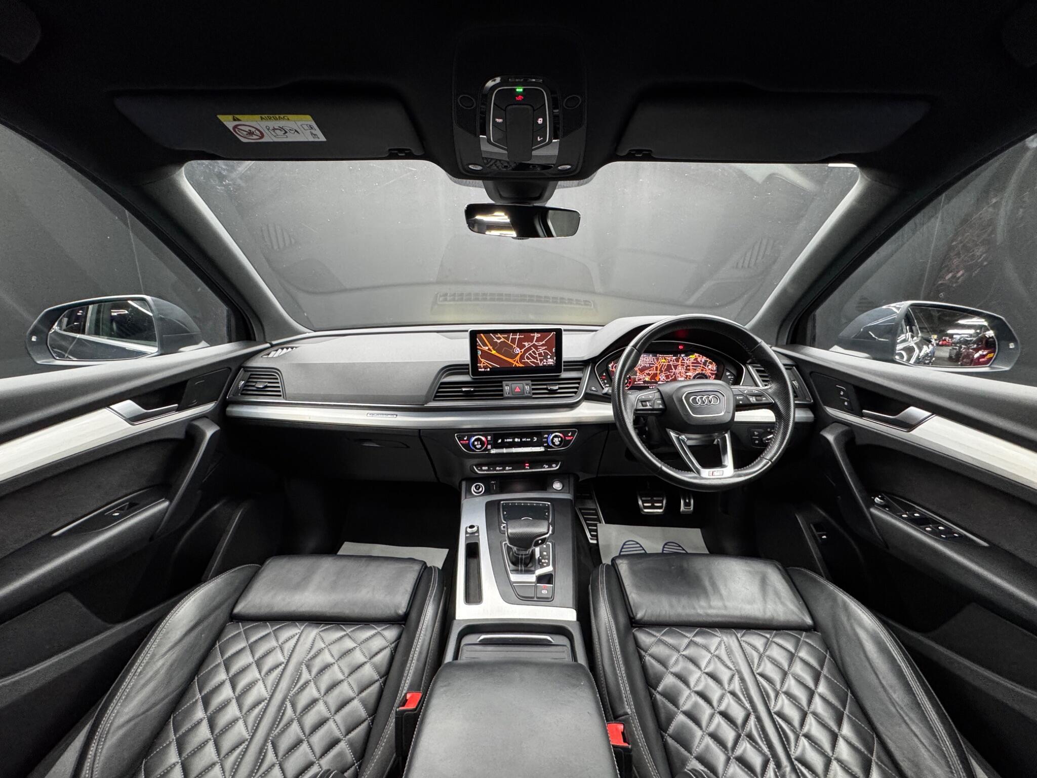 Audi Q5 - Image 17