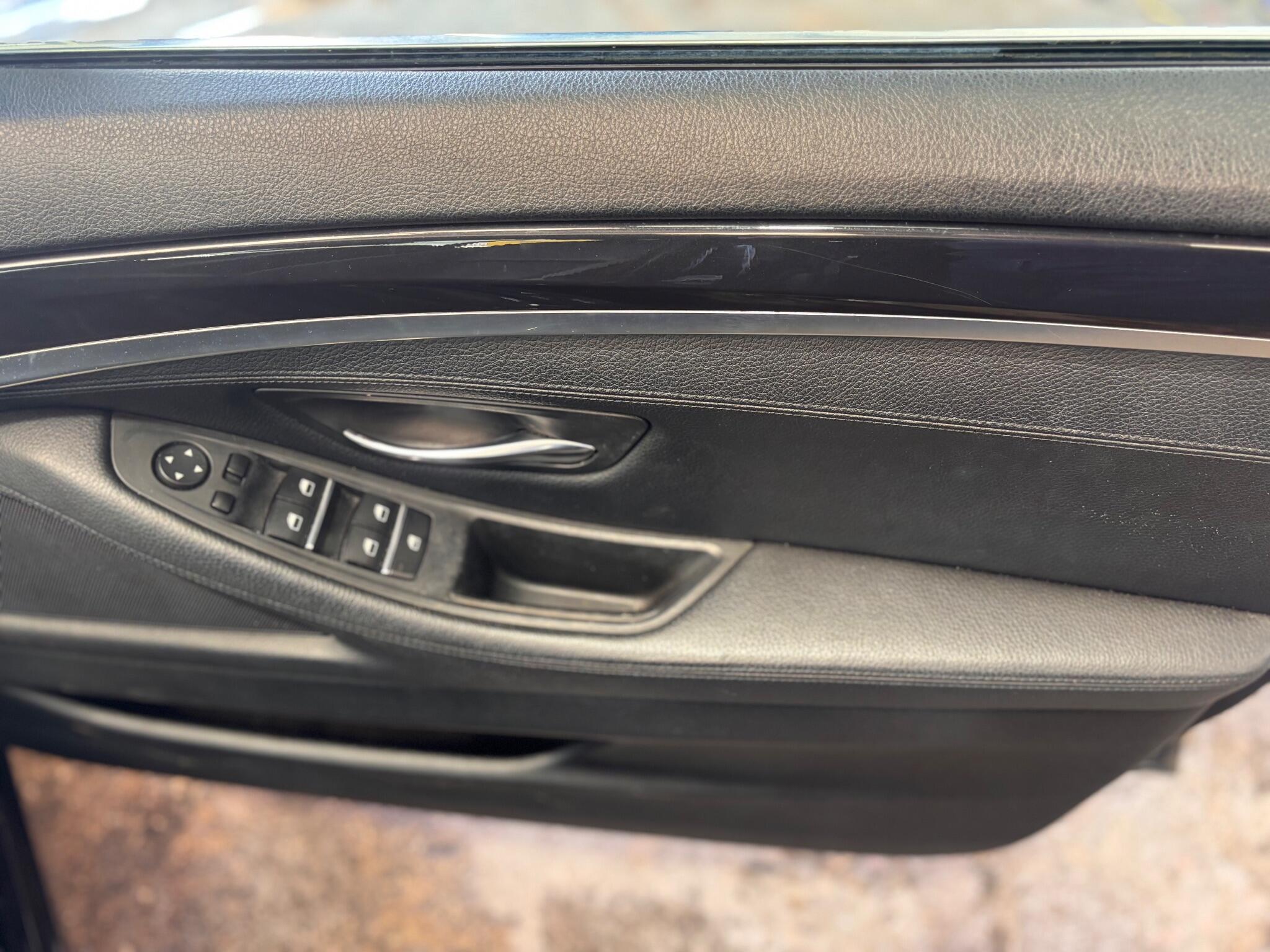 BMW 5 Series - Image 15