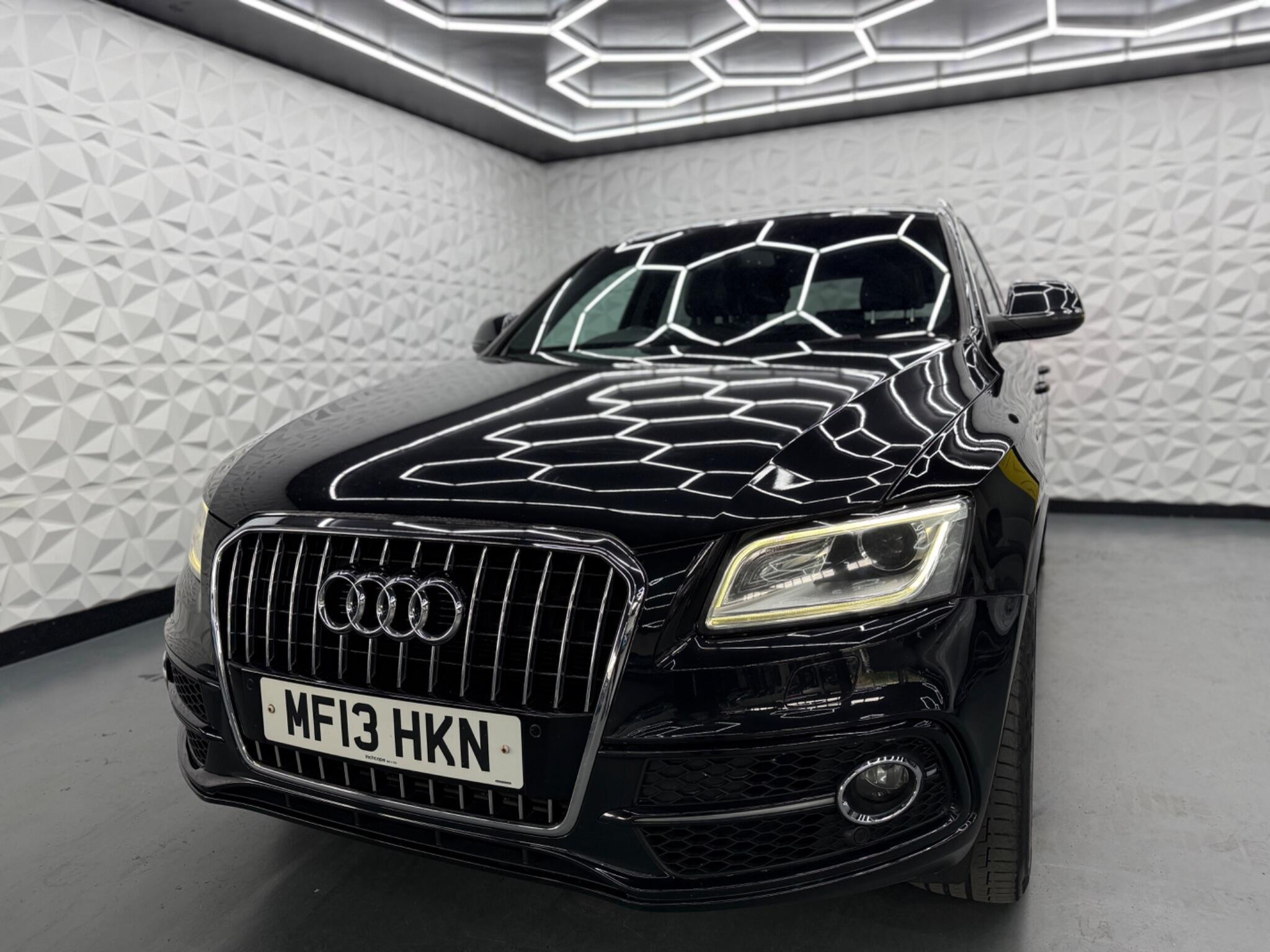Audi Q5 - Image 11