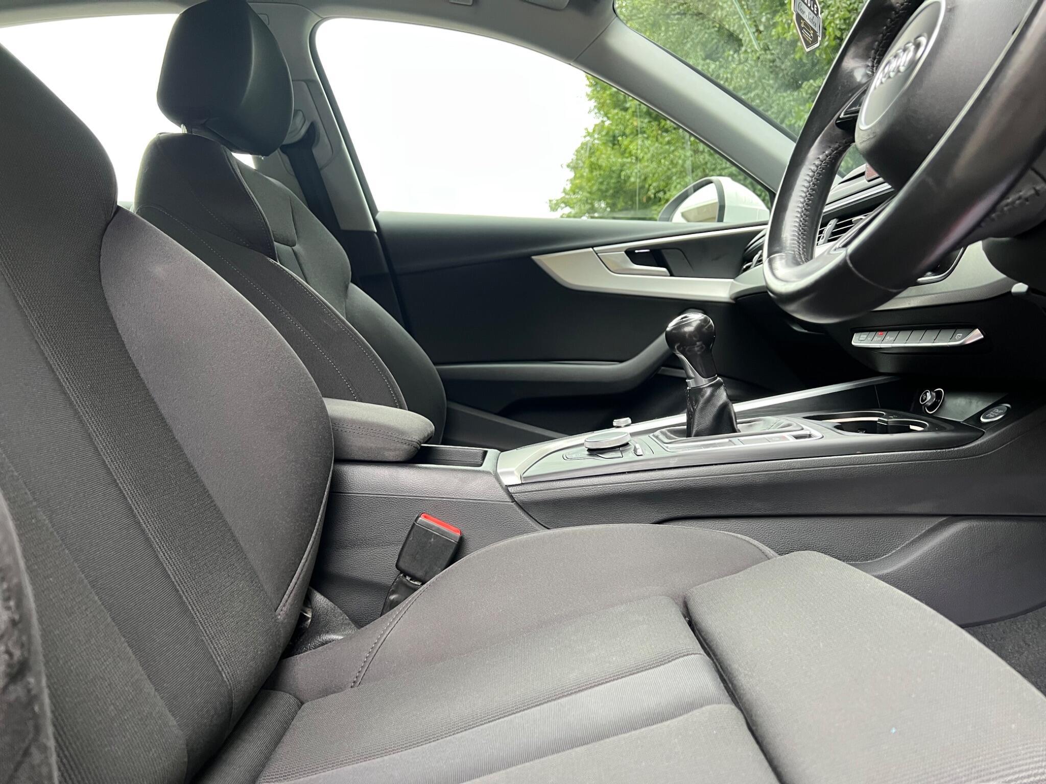 Audi A4 - Image 14