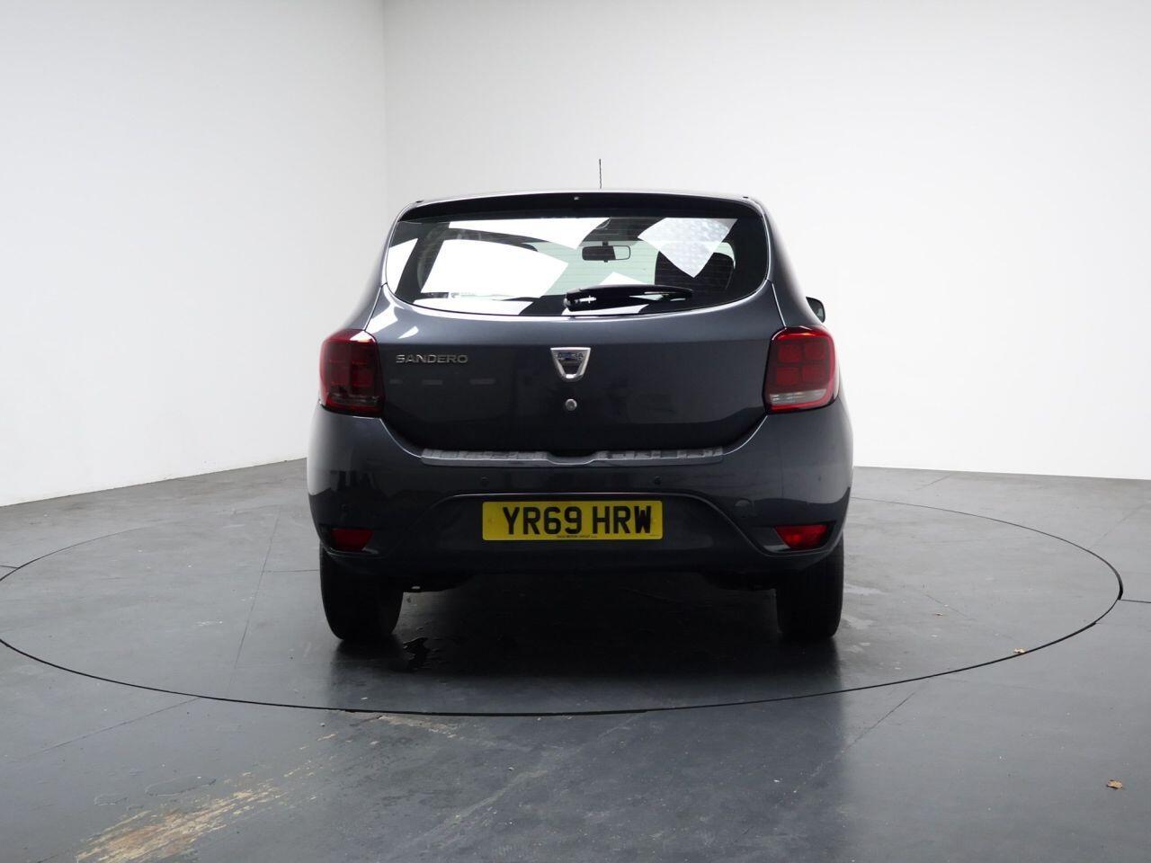 Dacia Sandero - Image 11