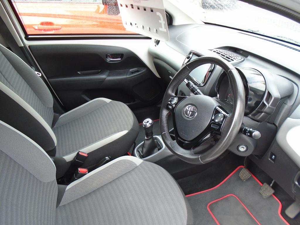 Toyota Aygo photo 10