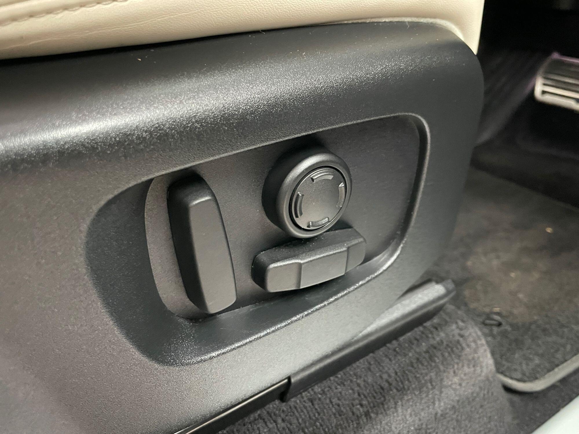 Land Rover RANGE ROVER SPORT - Image 28