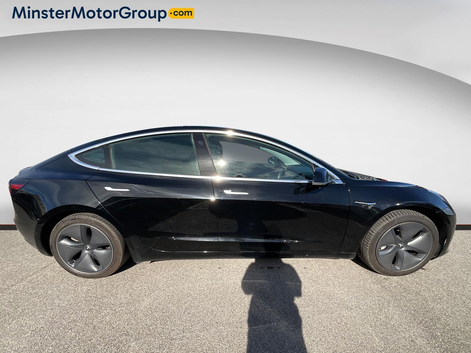 Tesla Model 3 - Image 2