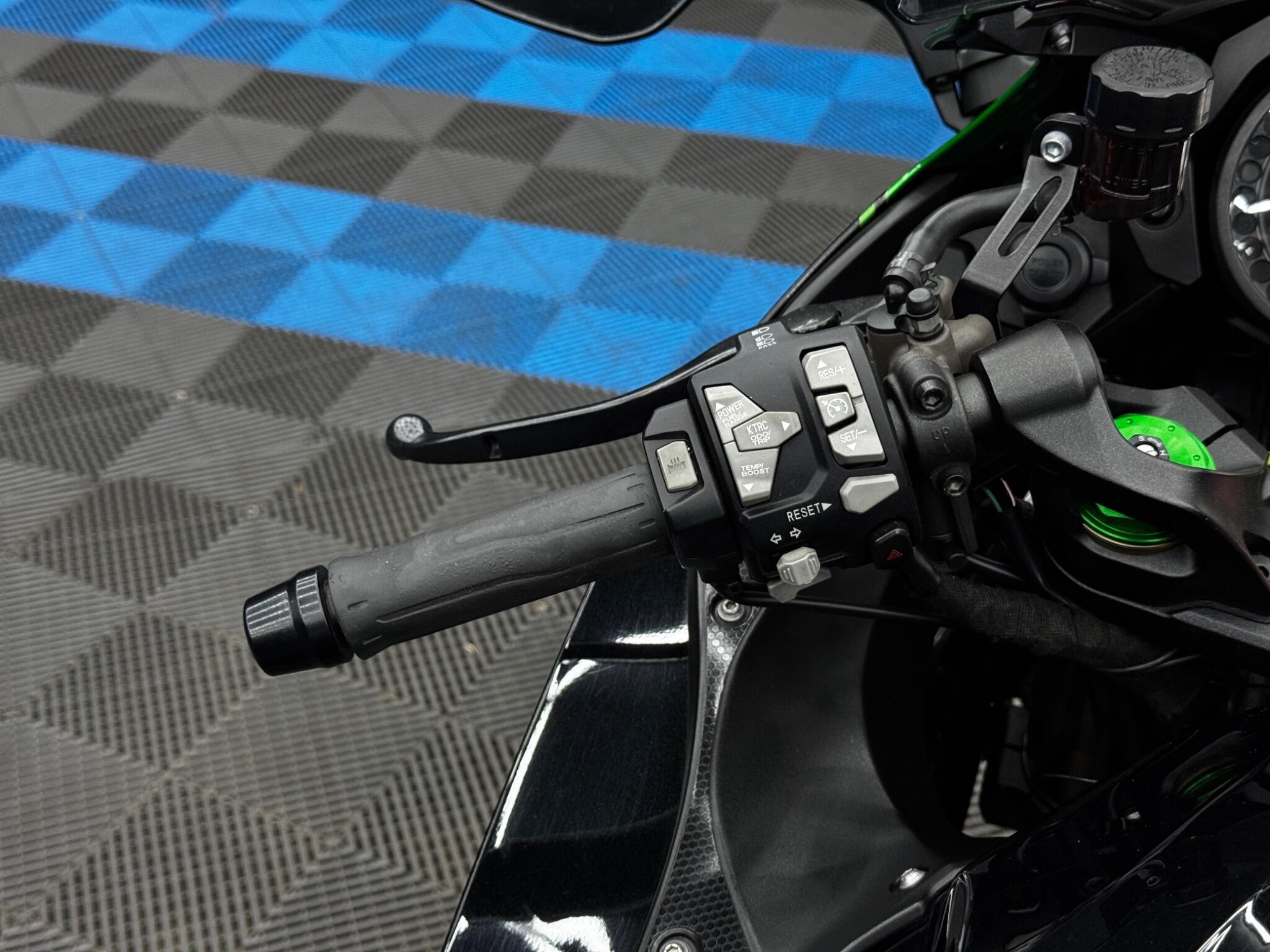 Kawasaki NINJA H2 SX - Image 11