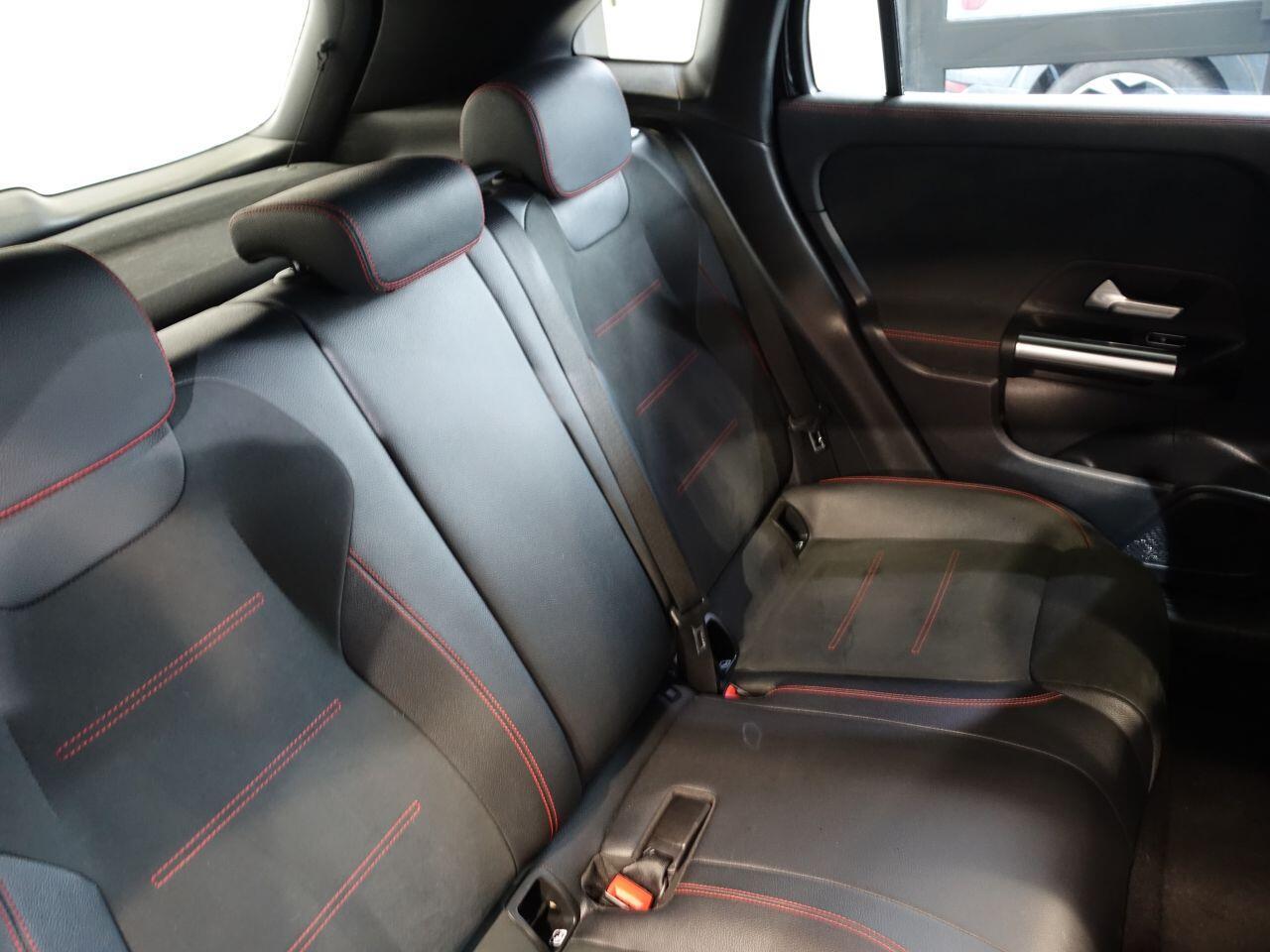 Mercedes-benz GLA - Image 14