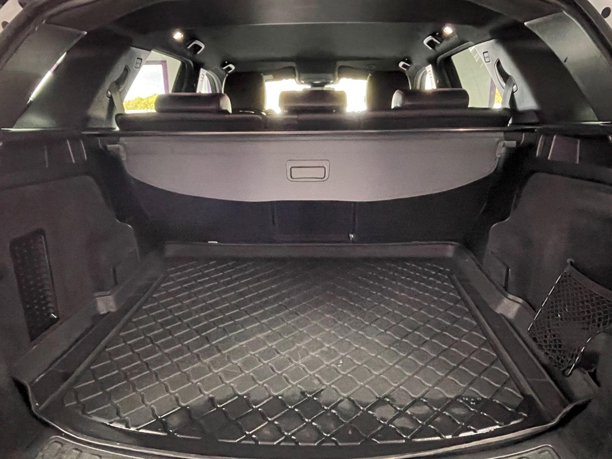 Land Rover DISCOVERY SPORT - Image 17