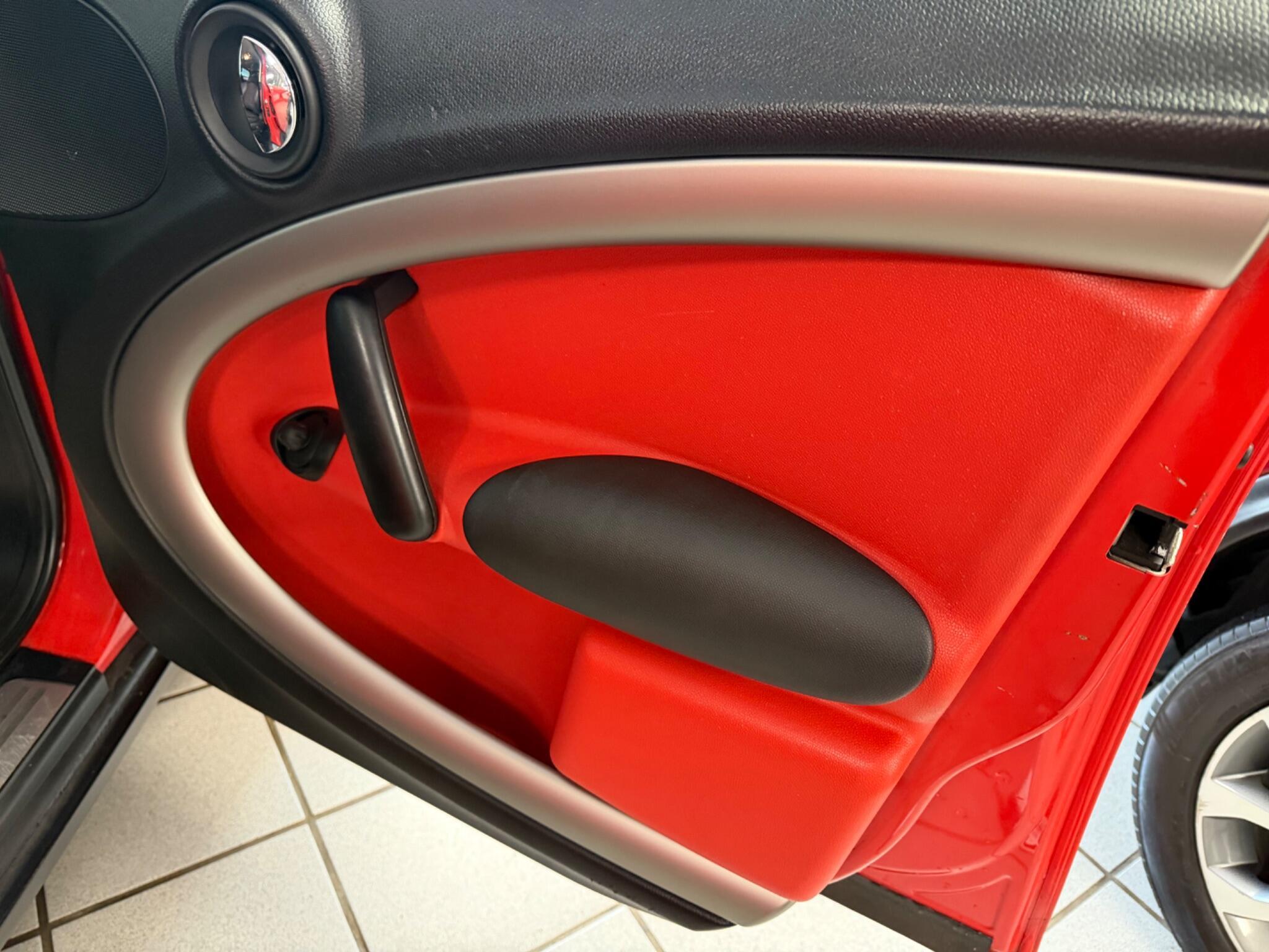 MINI Countryman - Image 27