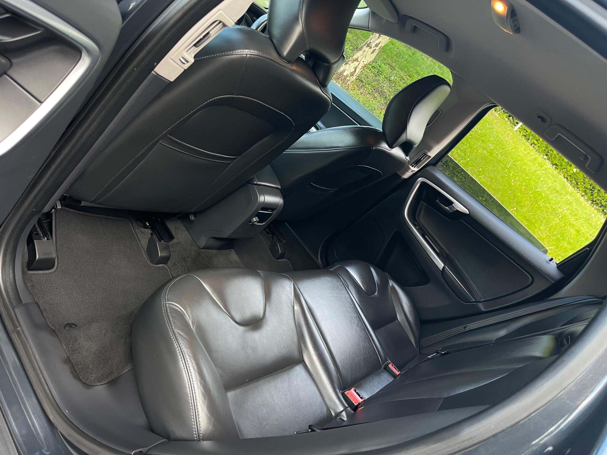 Volvo XC60 - Image 48
