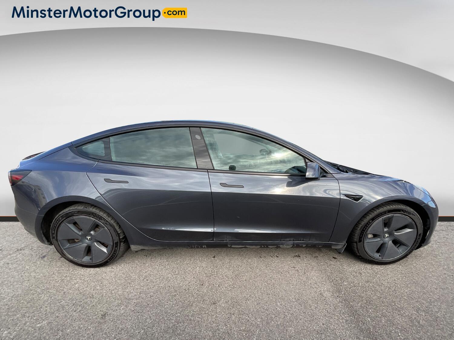 Tesla Model 3 - Image 2