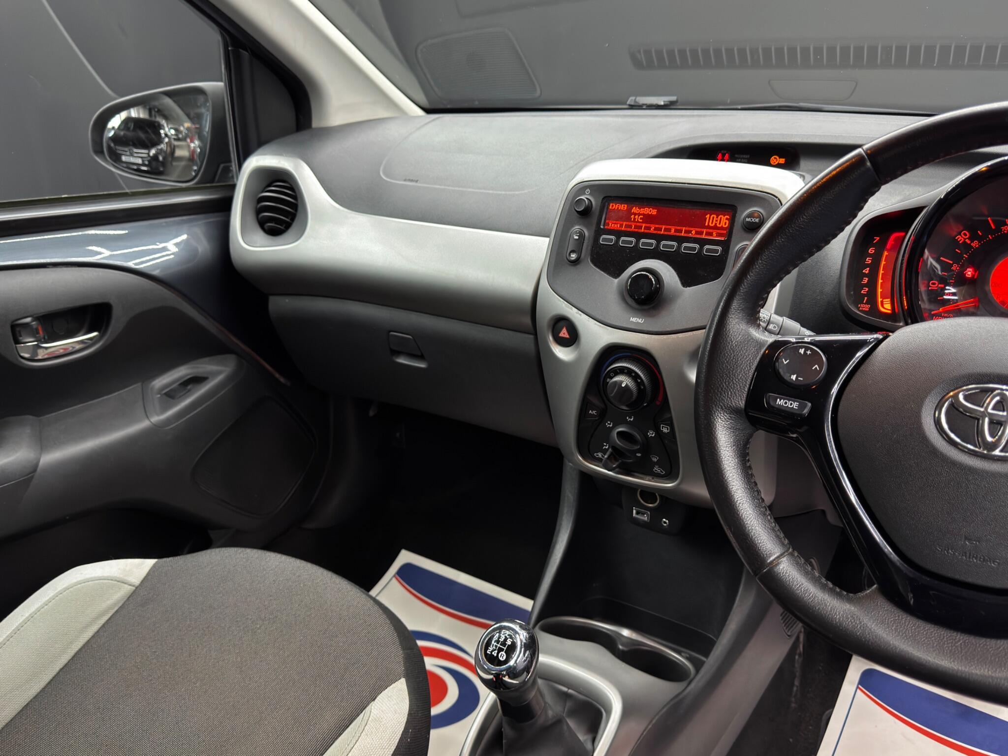 Toyota Aygo - Image 23