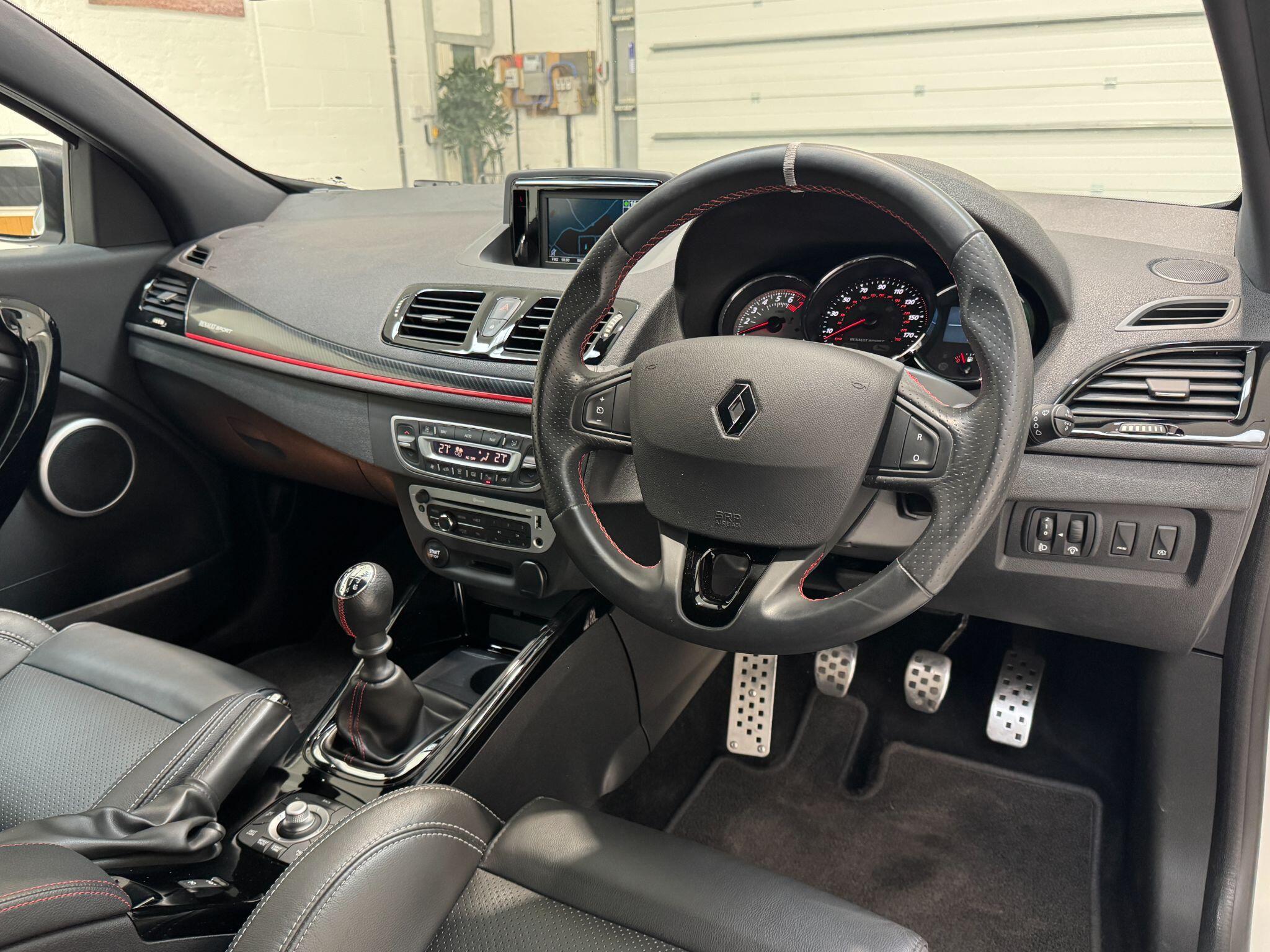 Renault Megane - Image 16