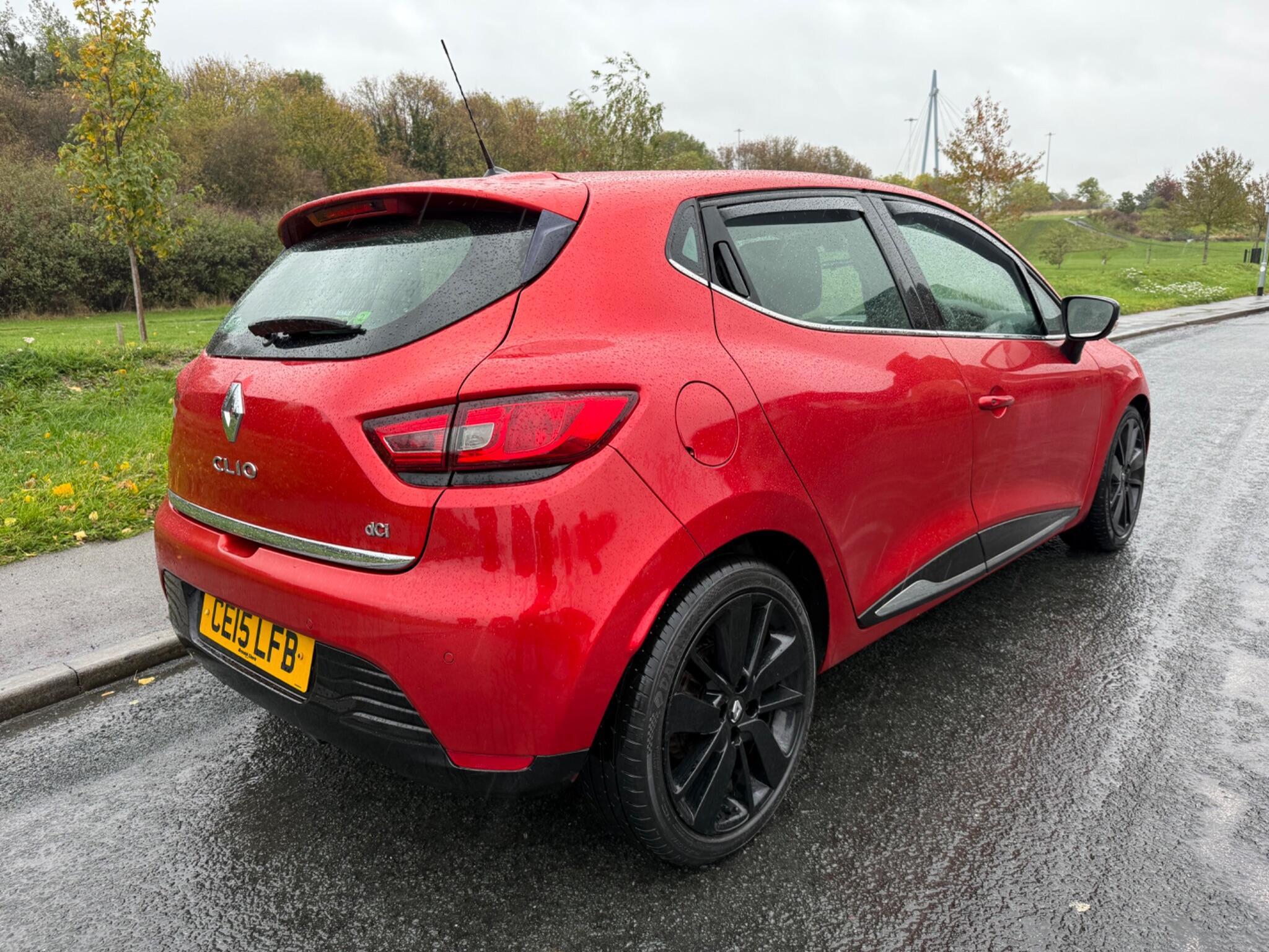 Renault Clio - Image 3