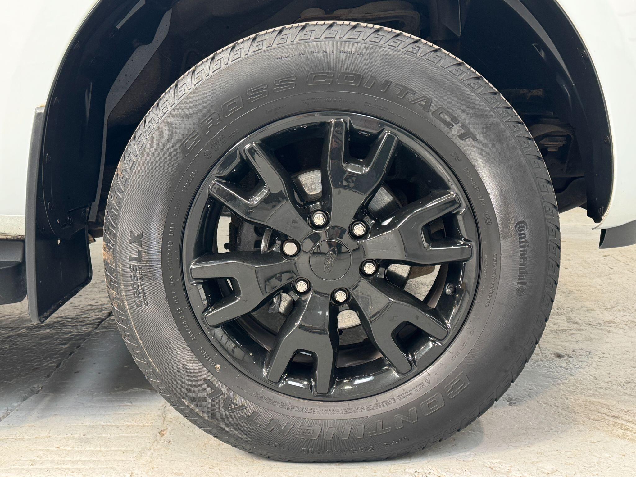 Ford Ranger - Image 26