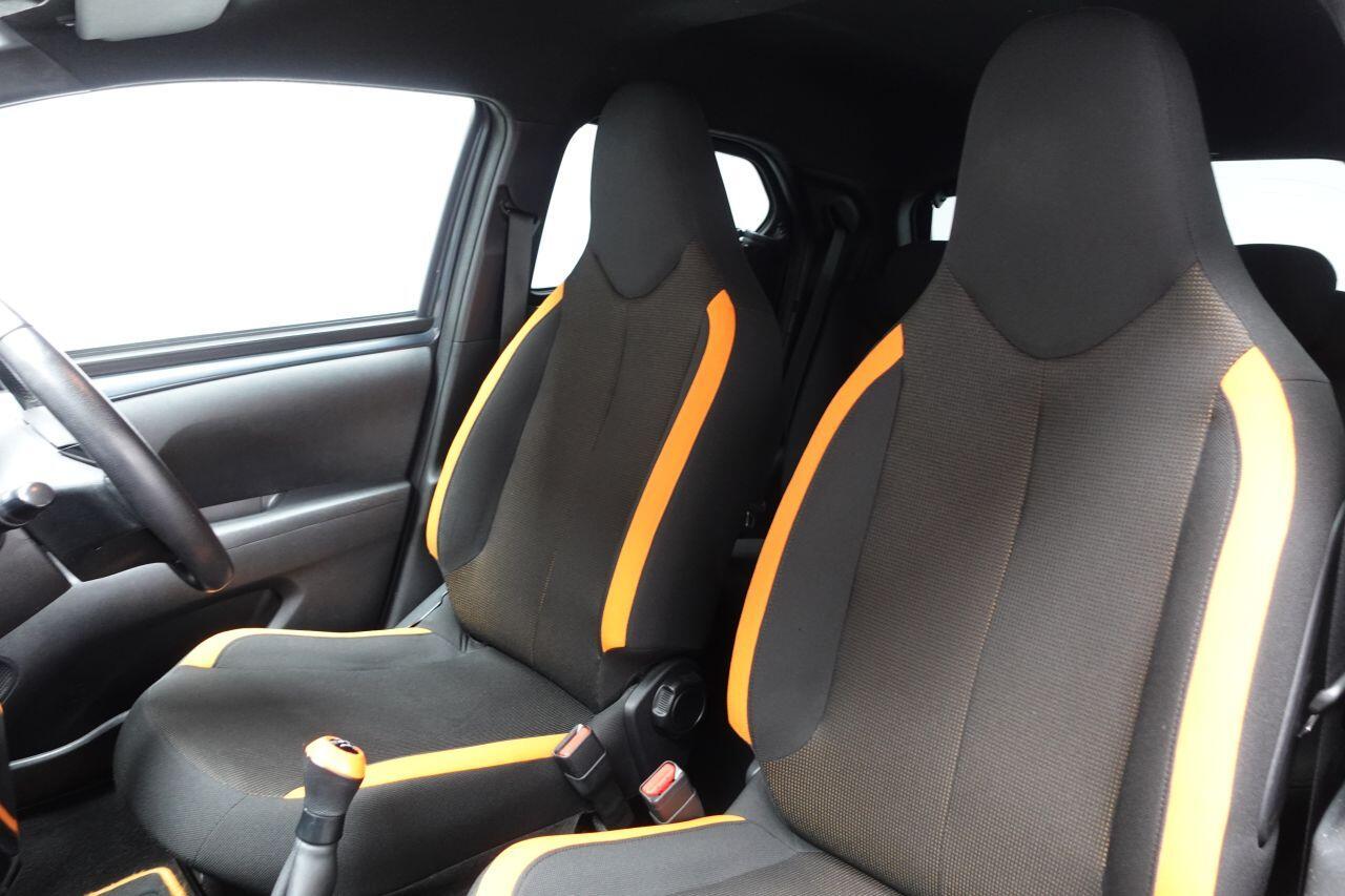 Toyota Aygo - Image 17