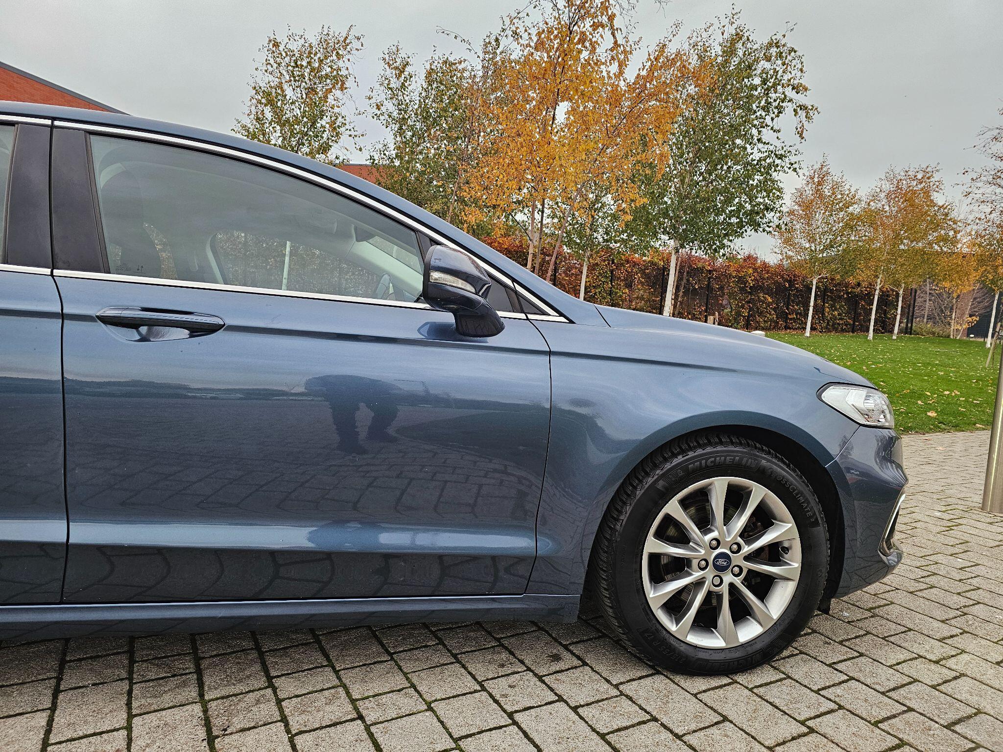 Ford Mondeo - Image 19