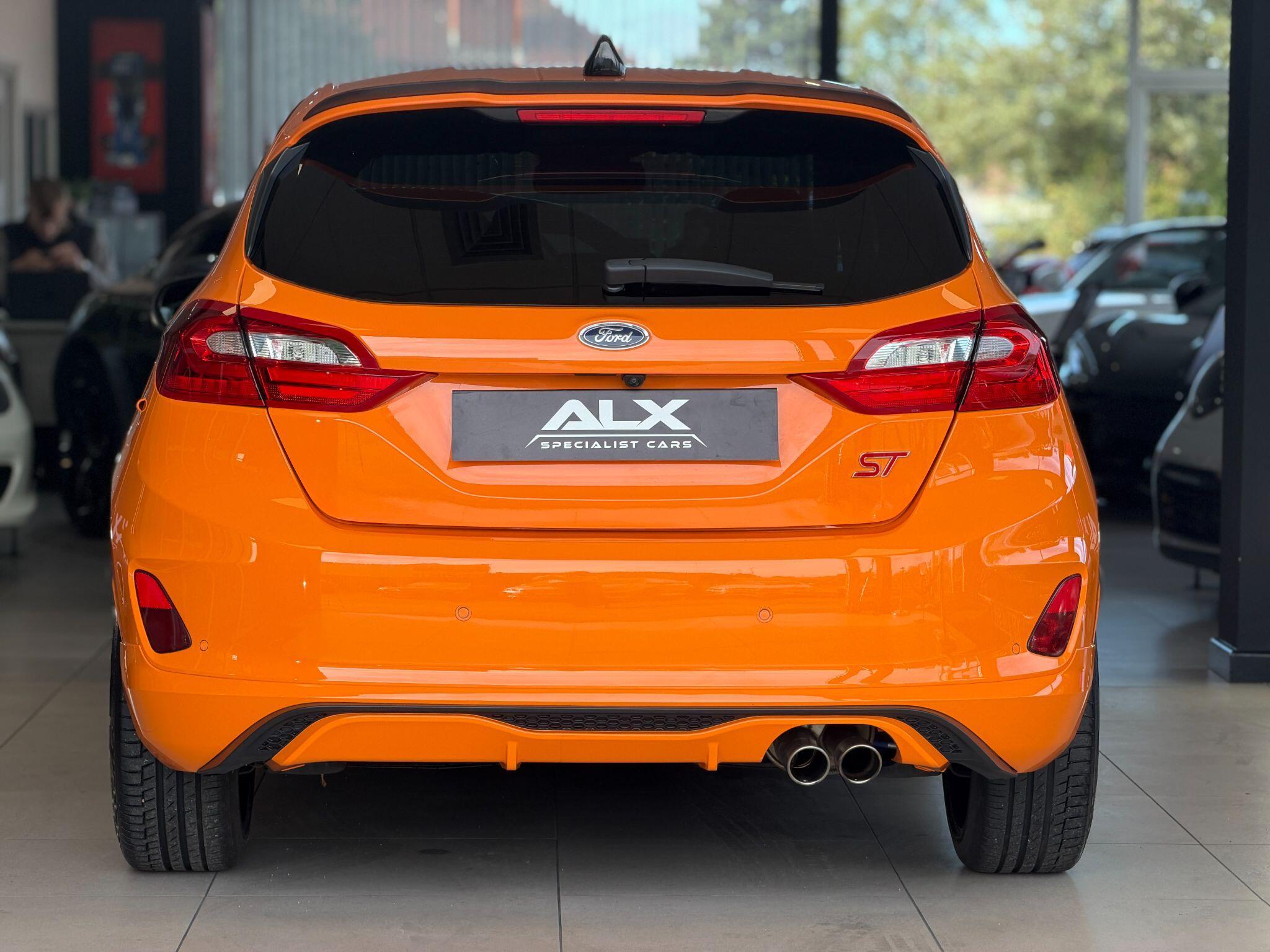 Ford Fiesta - Image 19