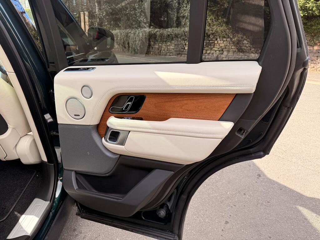 Land Rover Range Rover - Image 53