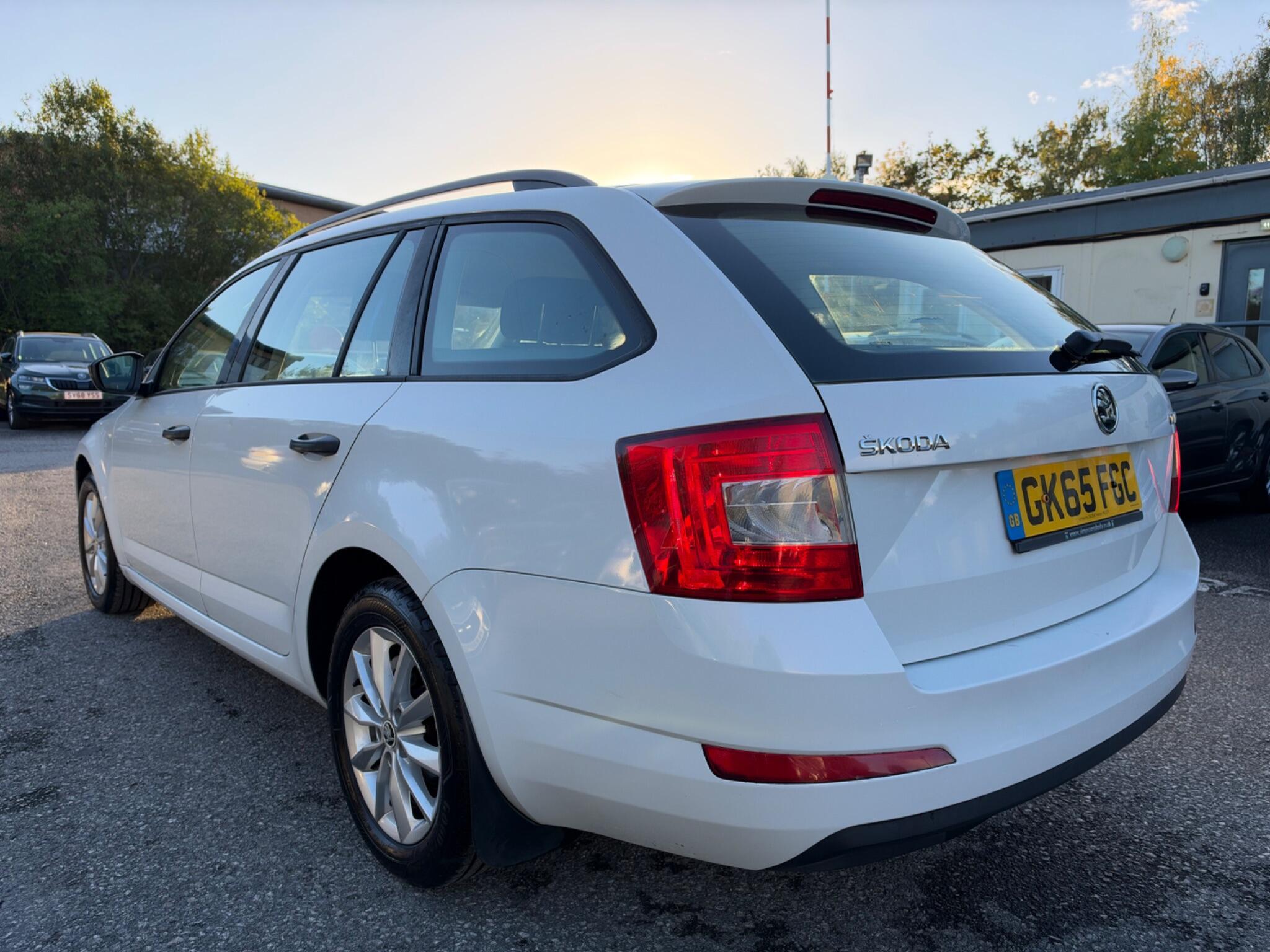 Skoda Octavia - Image 8