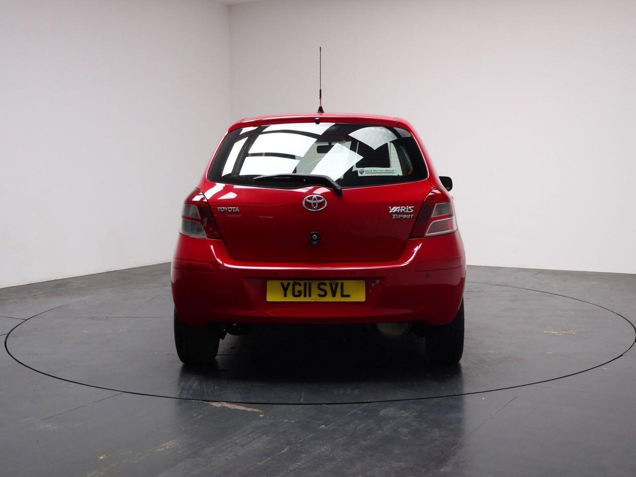 Toyota Yaris - Image 11