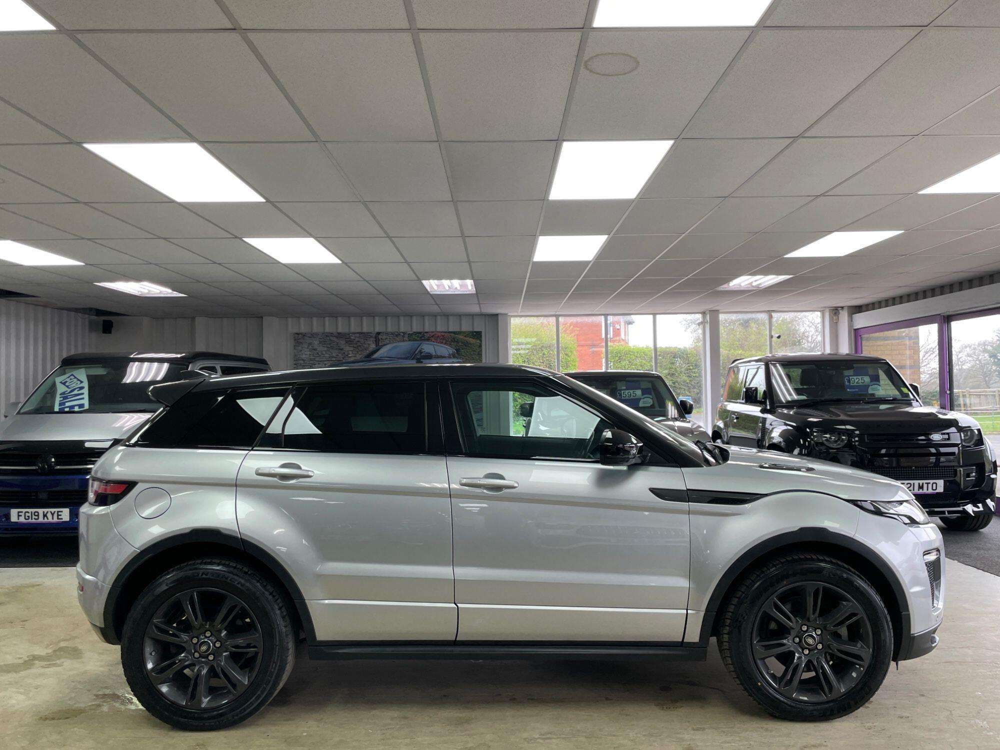 Land Rover Range Rover Evoque - Image 12