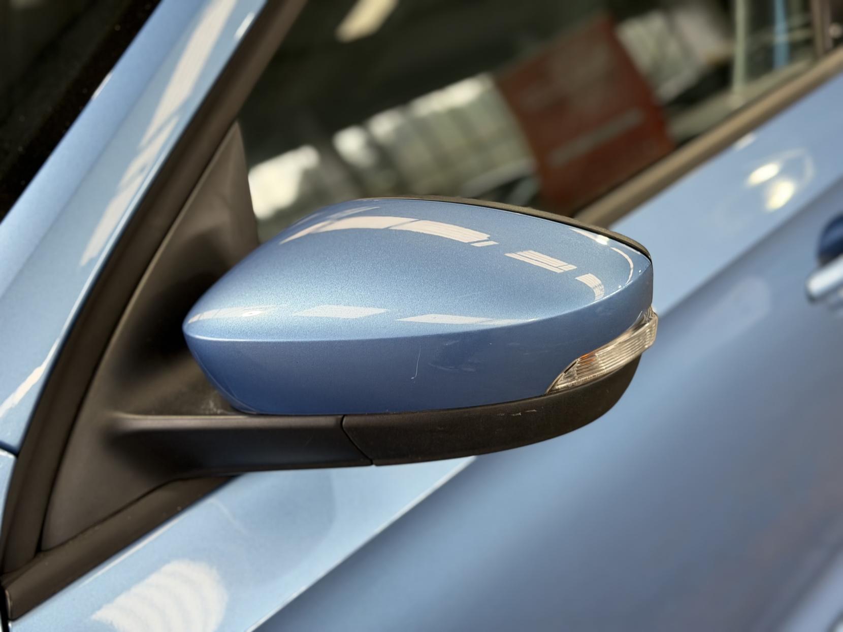Skoda Rapid - Image 11