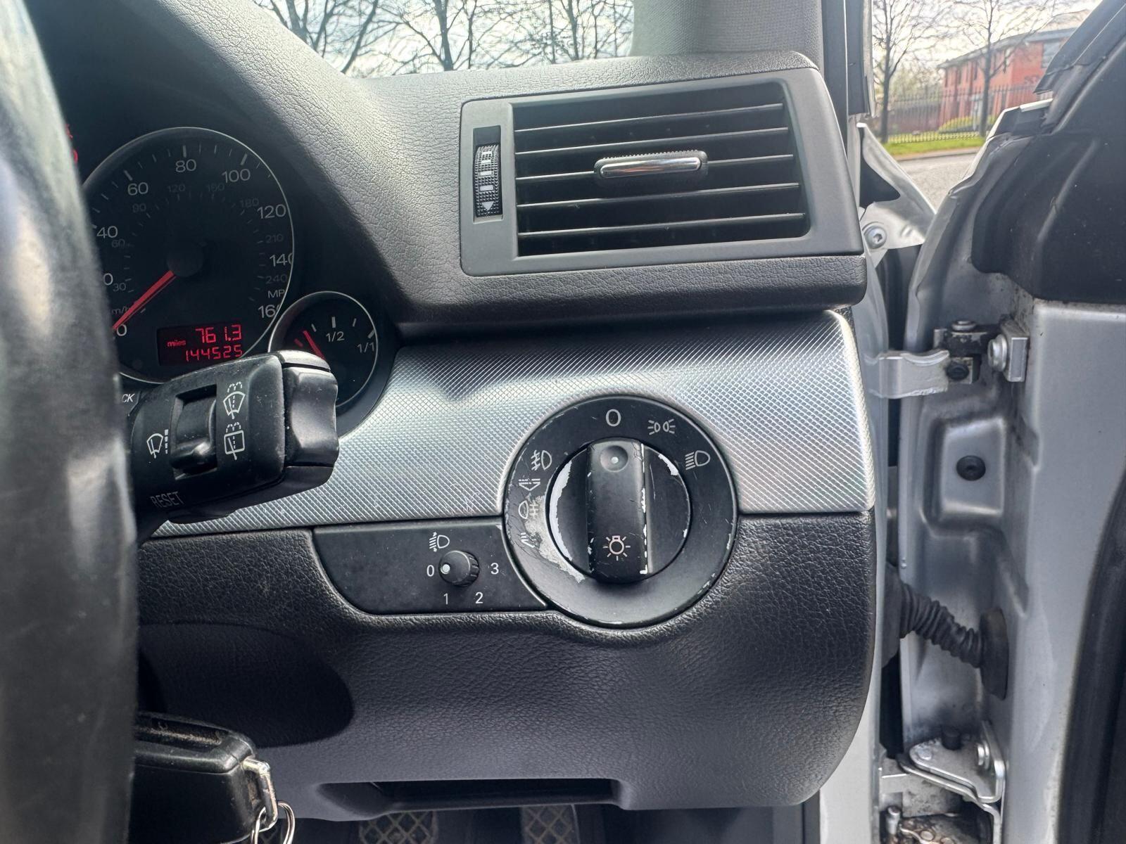 Audi A4 Avant - Image 27