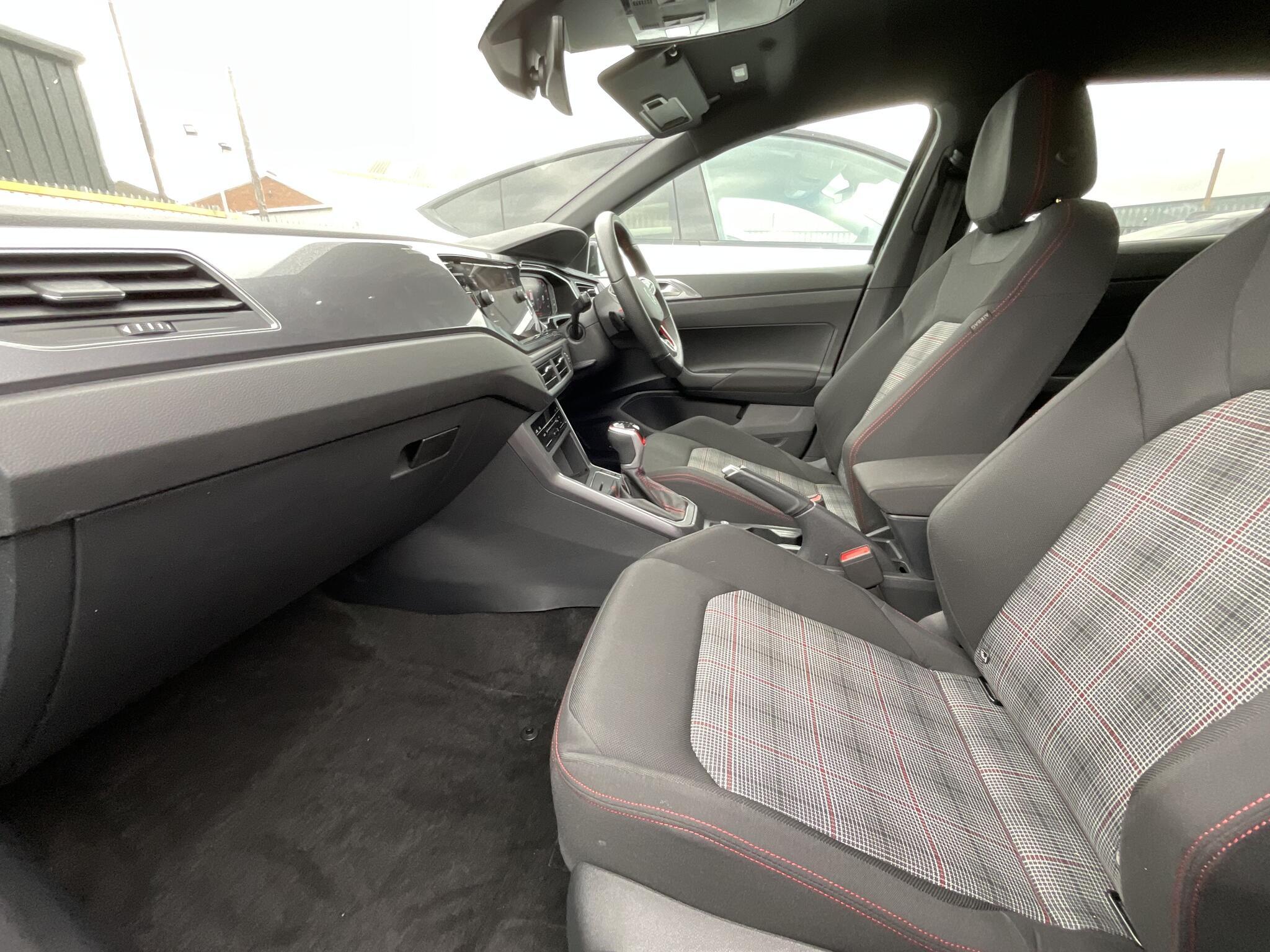 Volkswagen Polo - Image 19