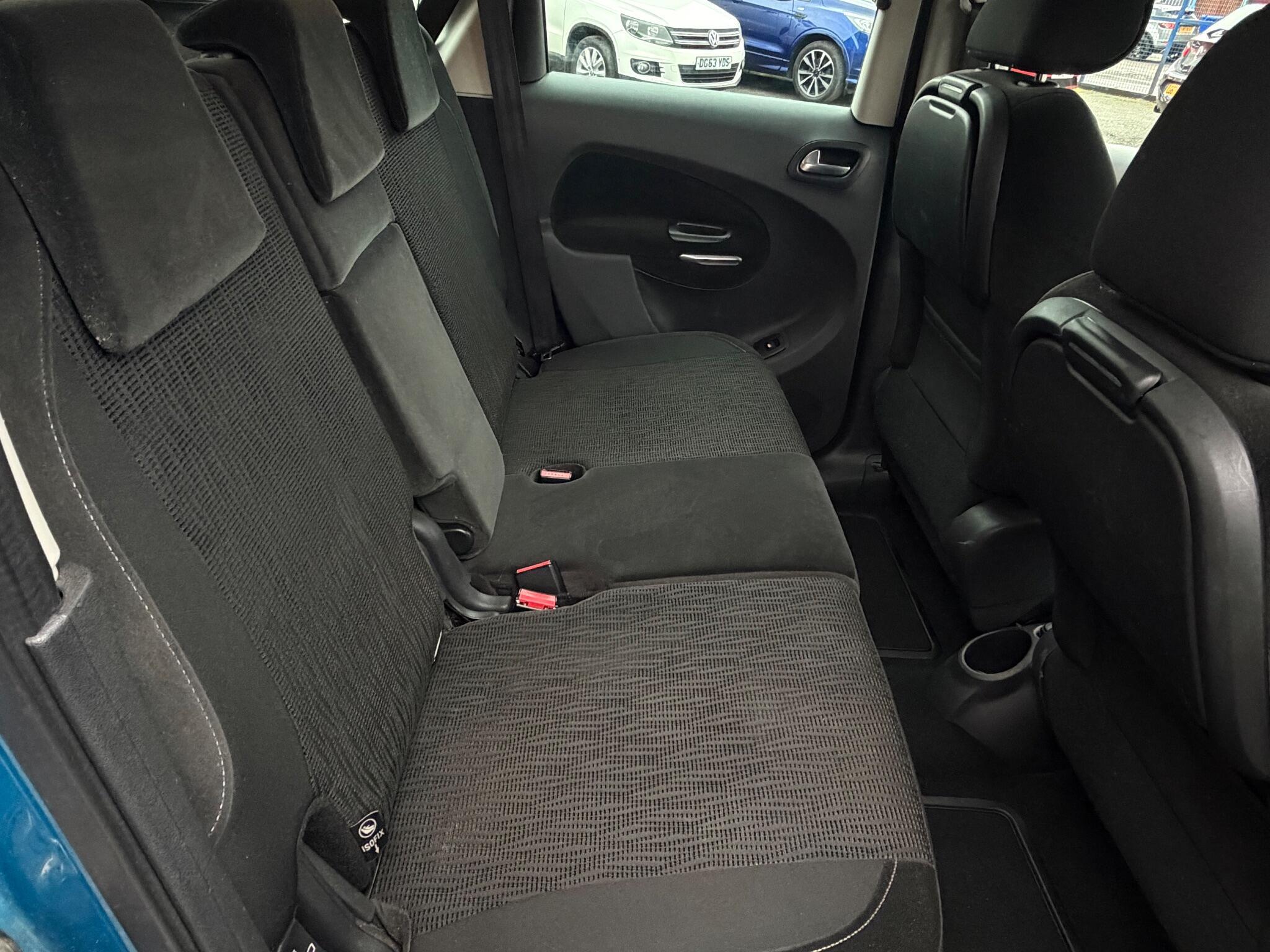 Citroen C3 Picasso - Image 10