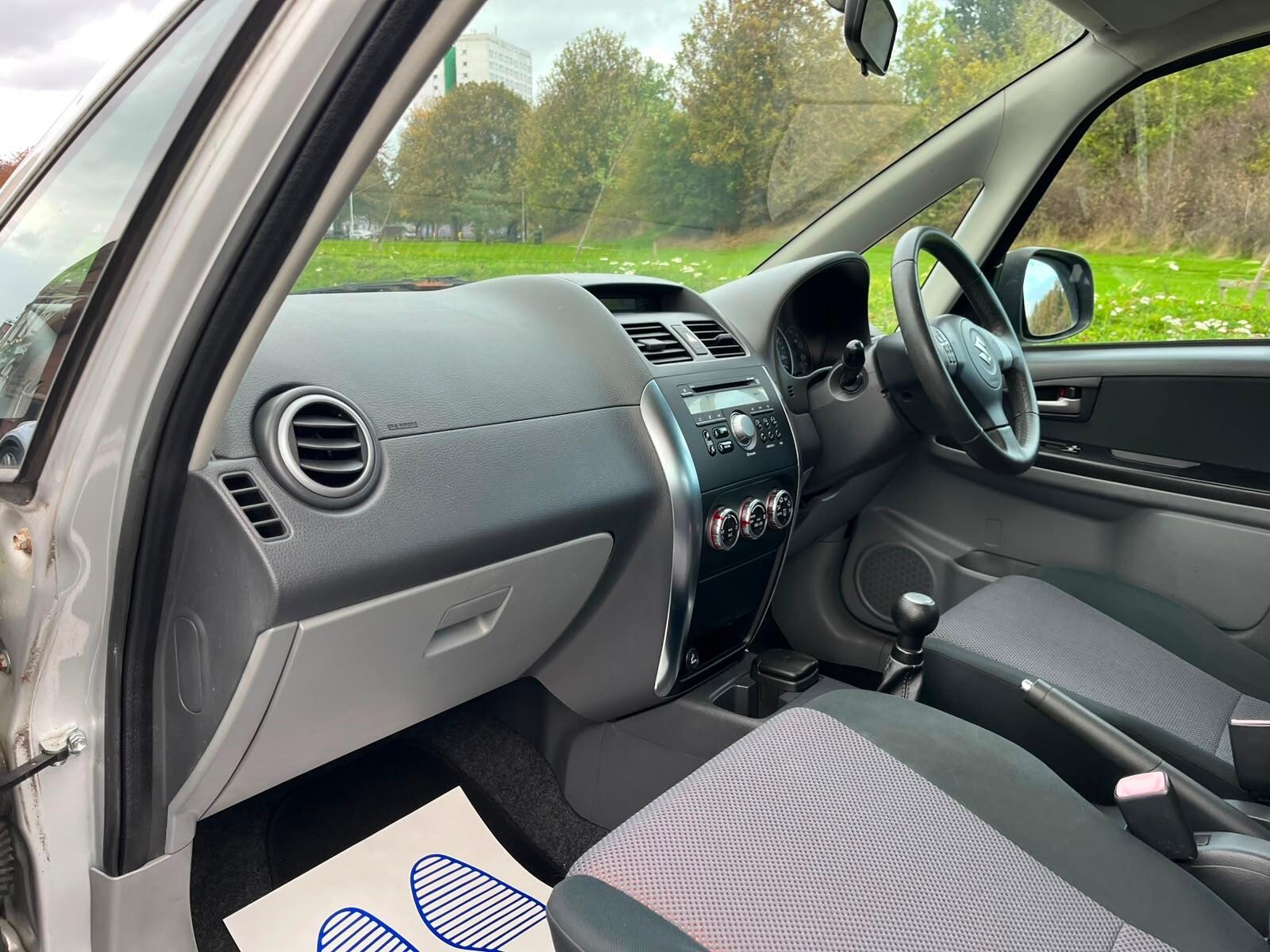 Suzuki SX4 - Image 9