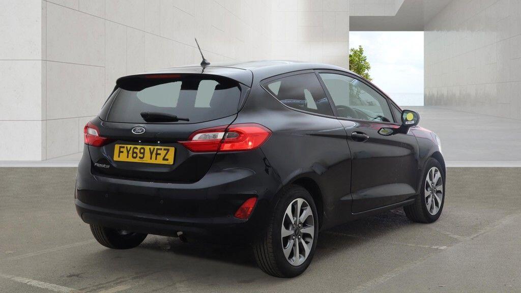 Ford Fiesta - Image 5