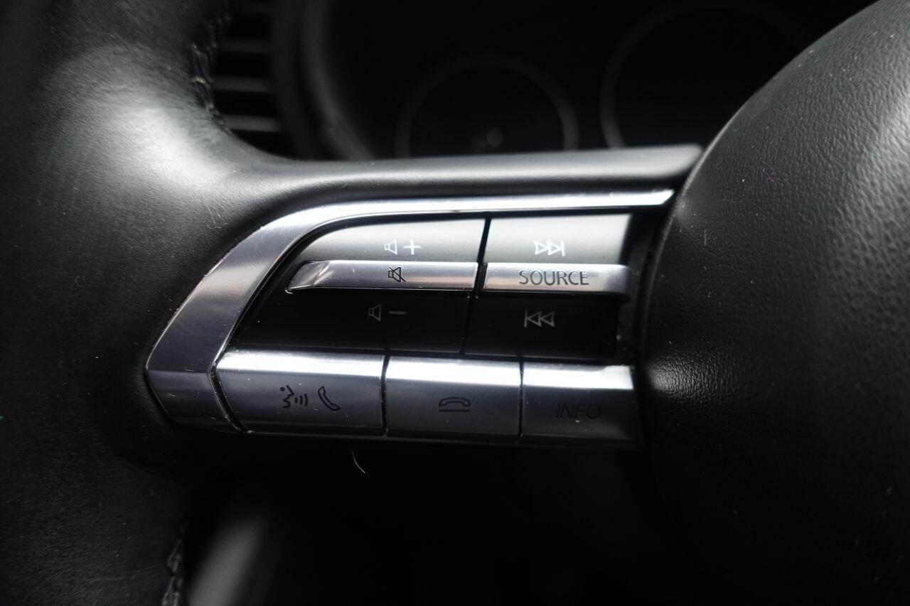 Mazda MAZDA3 - Image 43