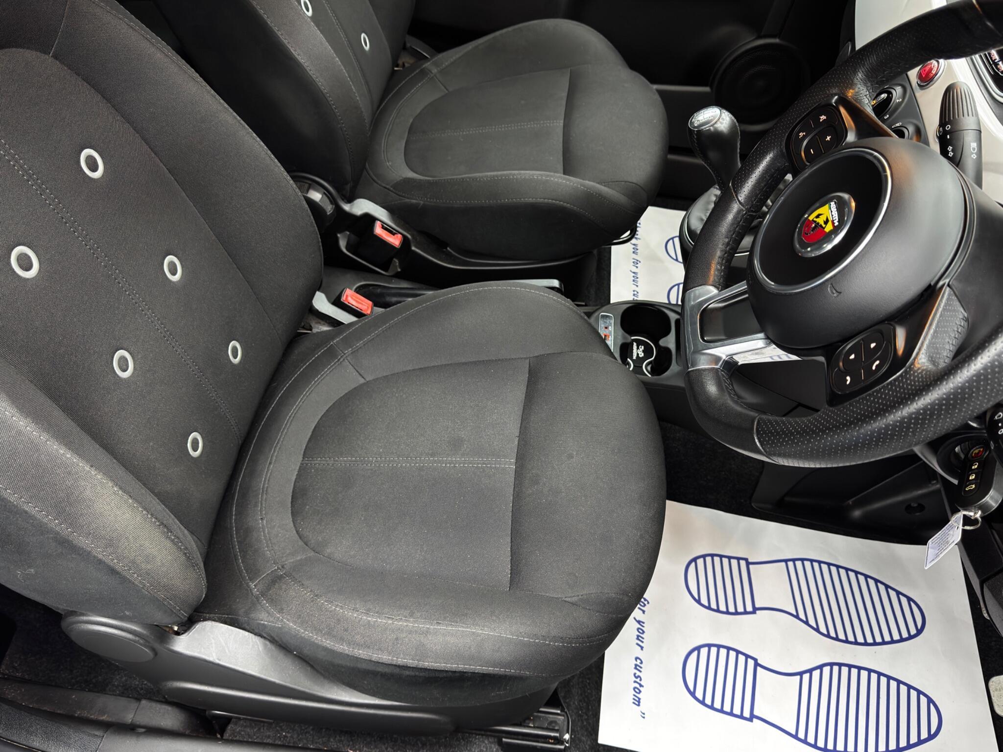Abarth 595 - Image 13