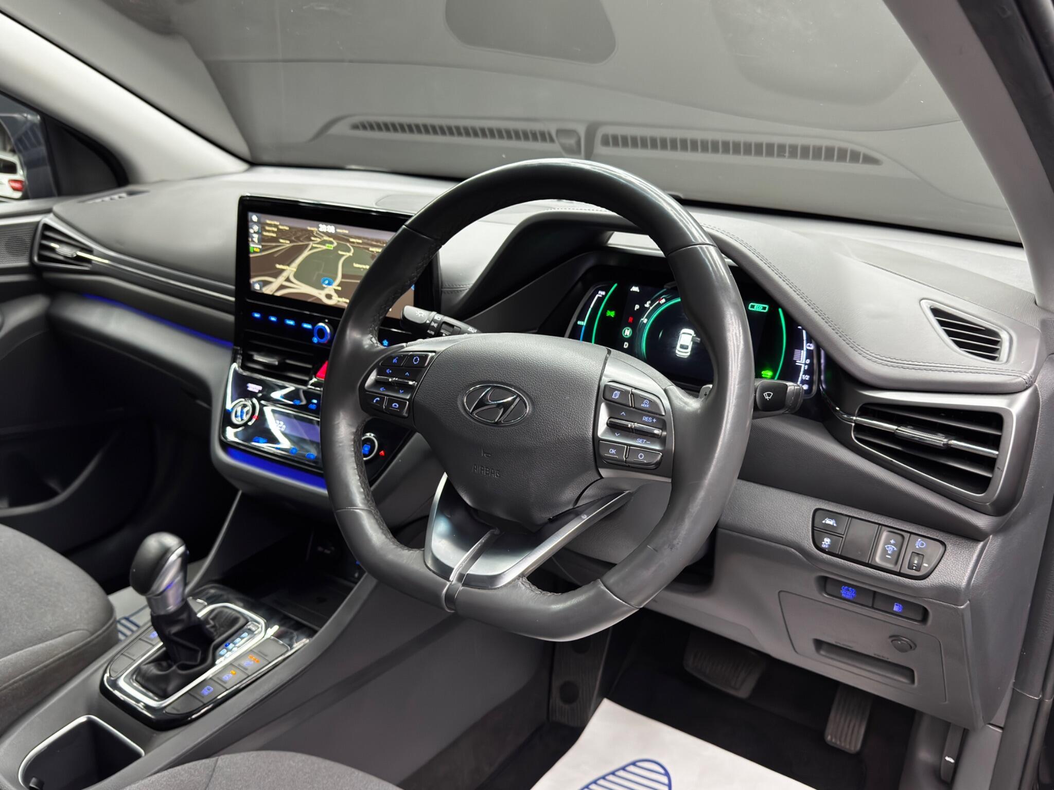 Hyundai Ioniq - Image 9