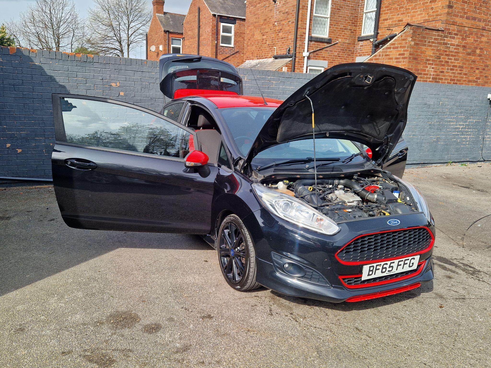 Ford Fiesta - Image 12