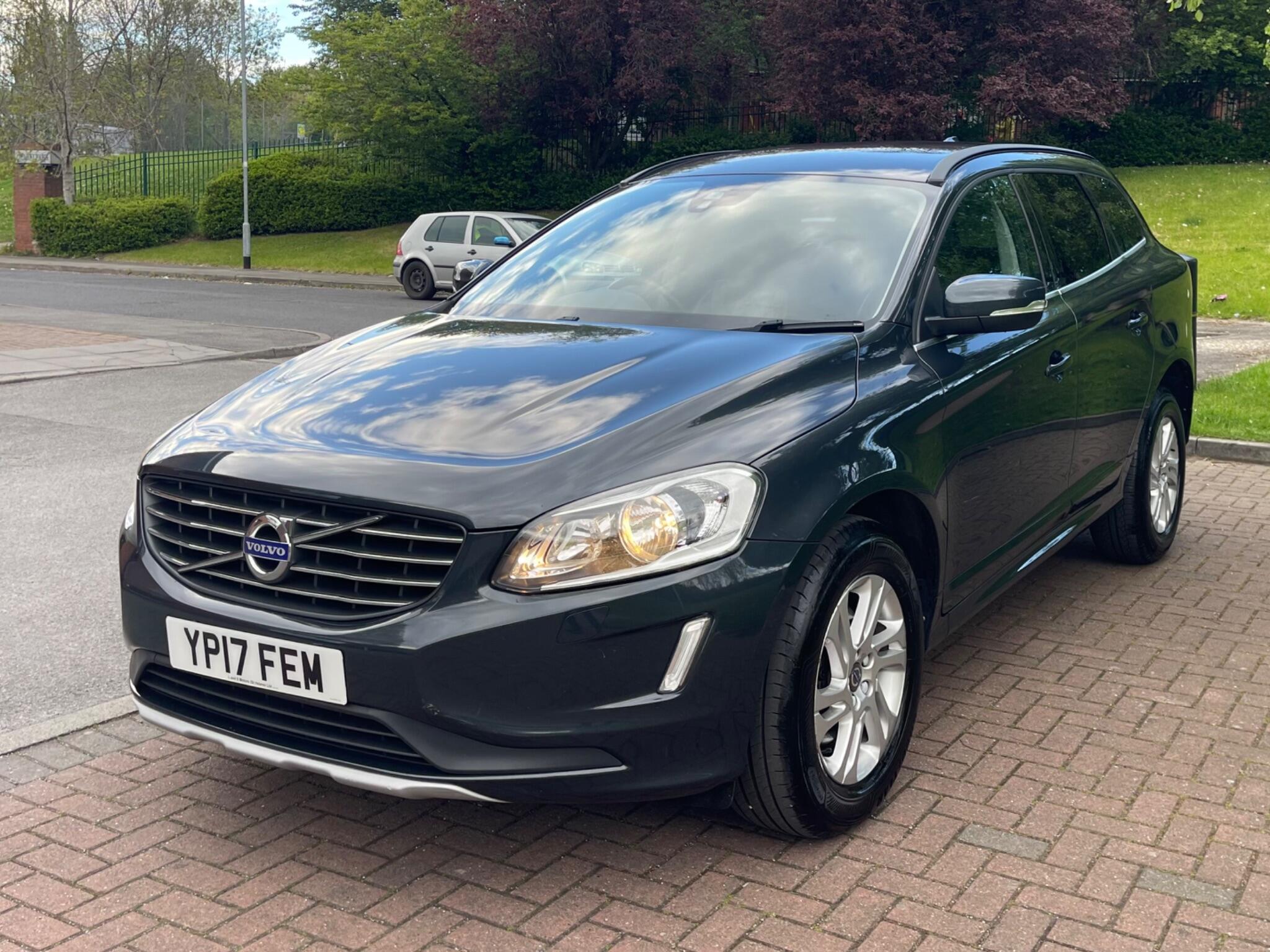 Volvo XC60 - Image 28