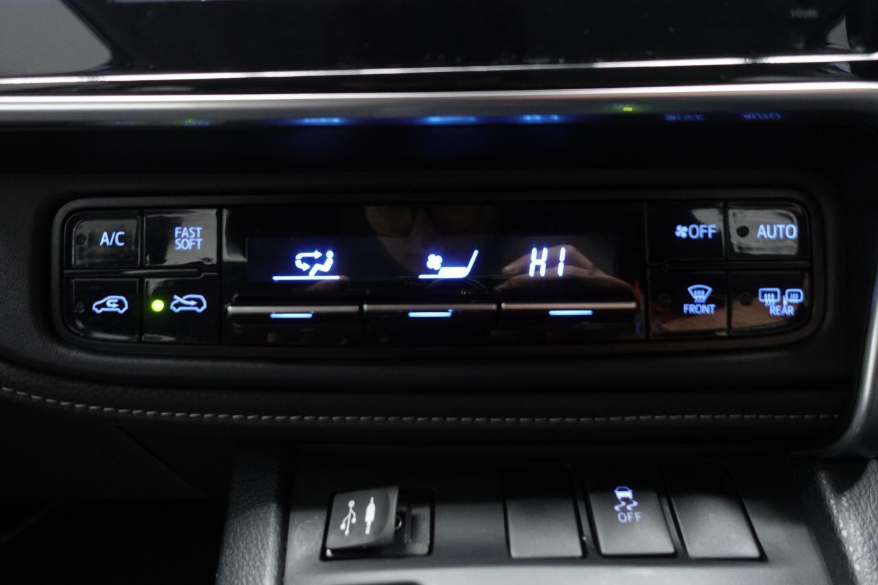 Toyota Auris - Image 36