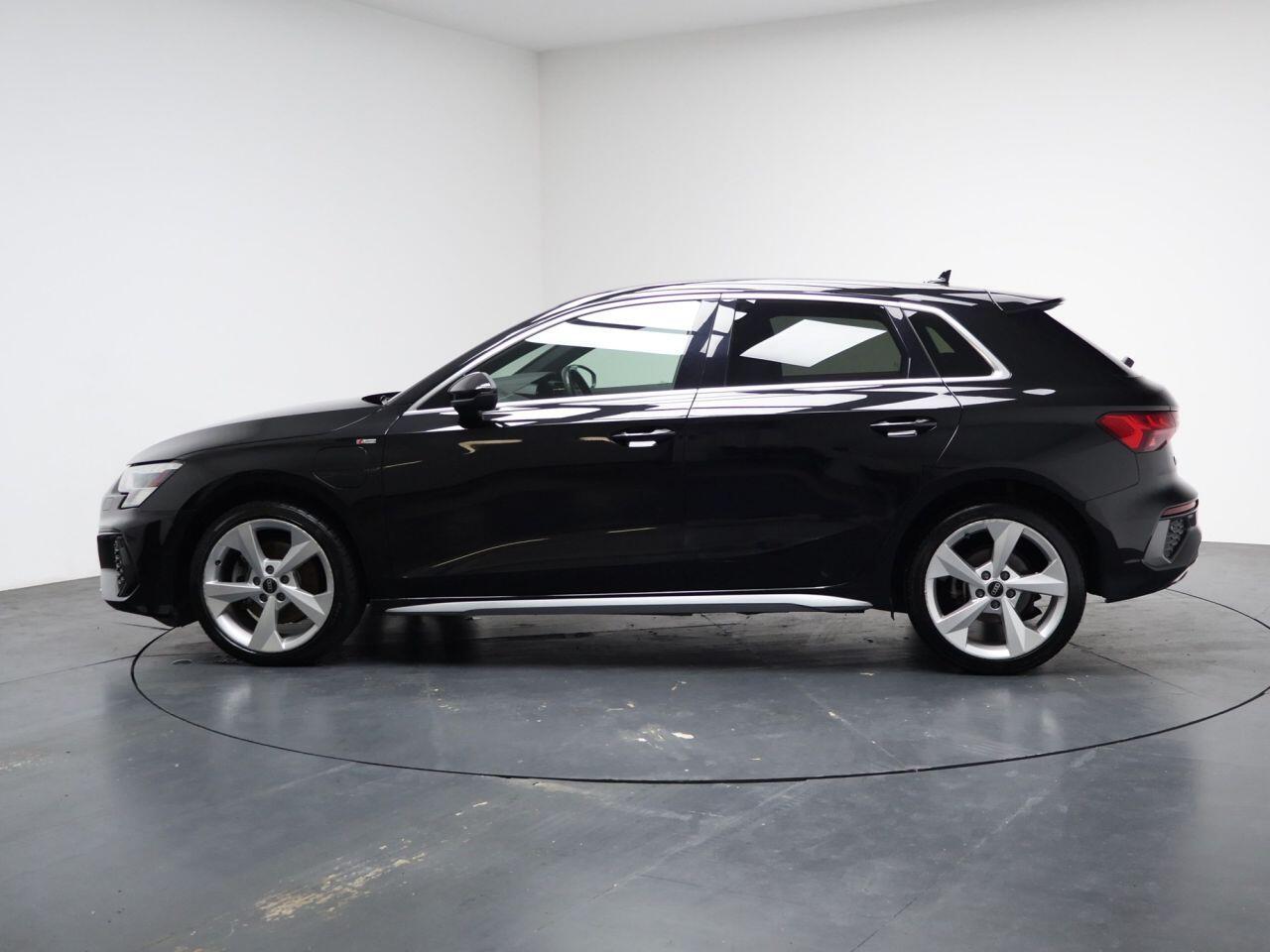 Audi A3 - Image 8